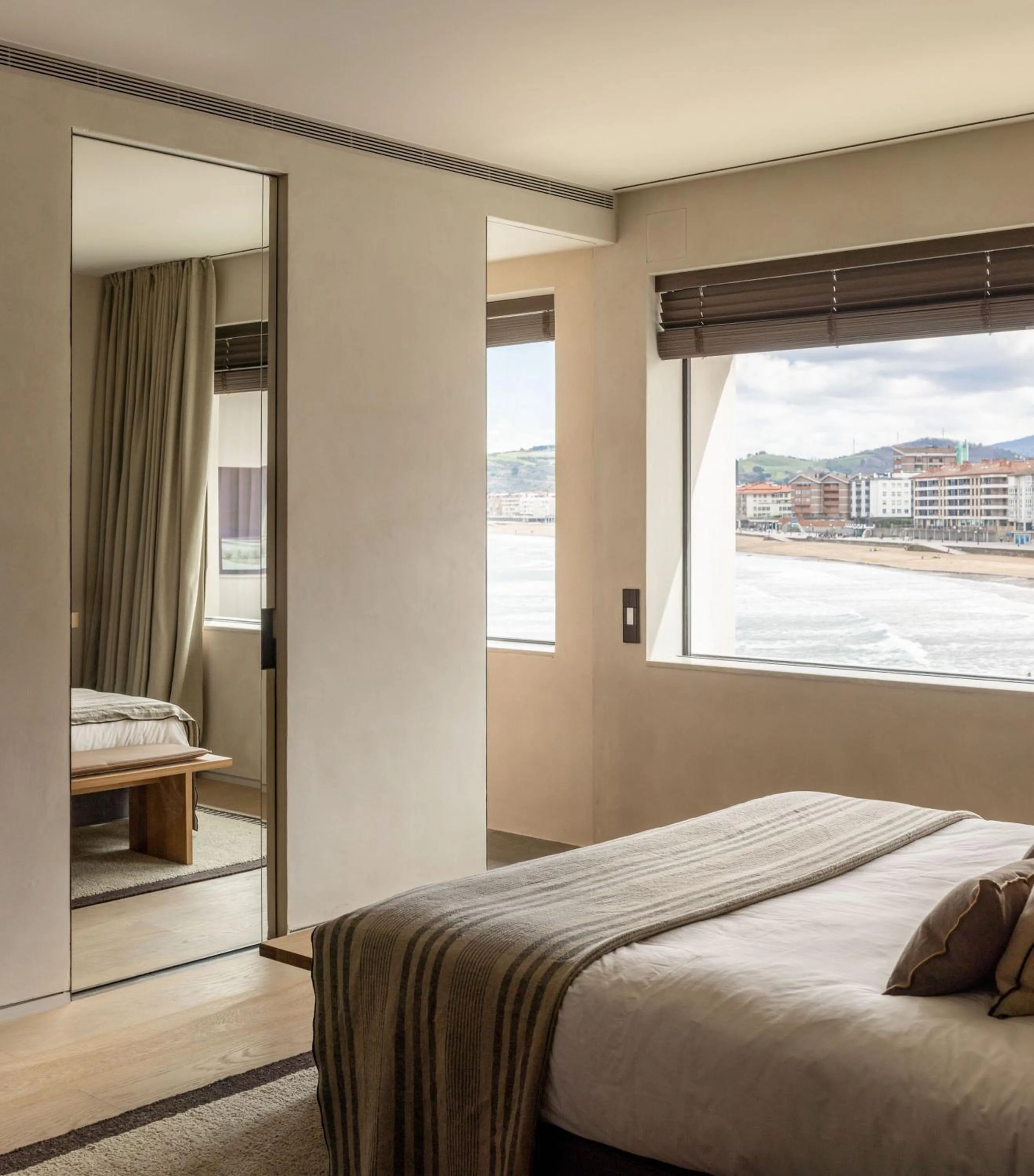 Photo of the whole room, Bed in Hotel Ur Bare