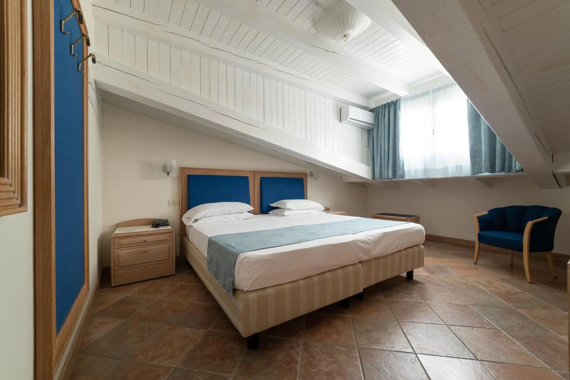 Bedroom, Bed in La Dépendance by Casa Bianca