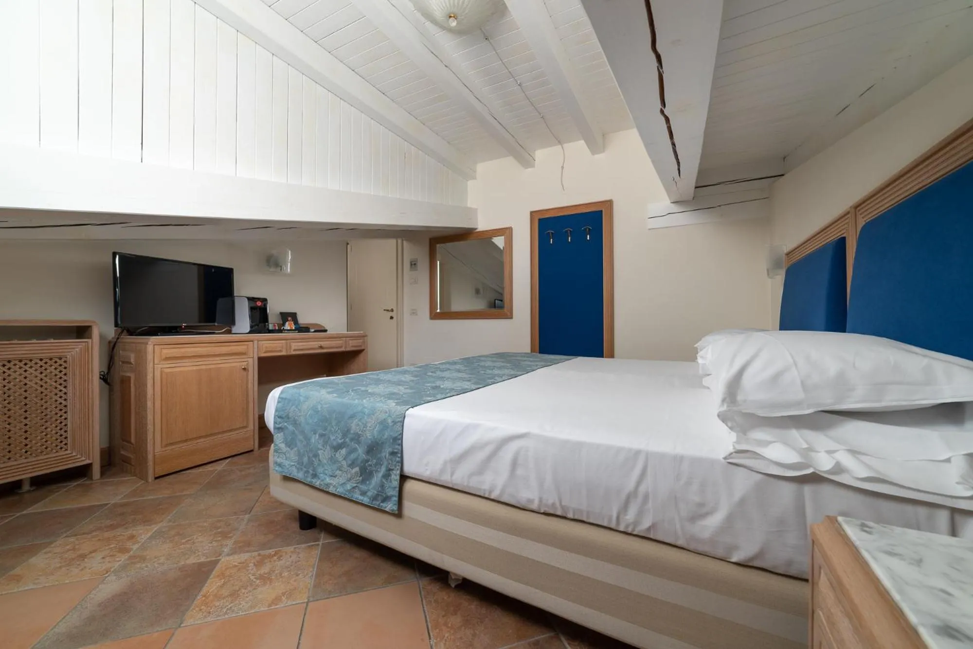 Bedroom, Bed in La Dépendance by Casa Bianca
