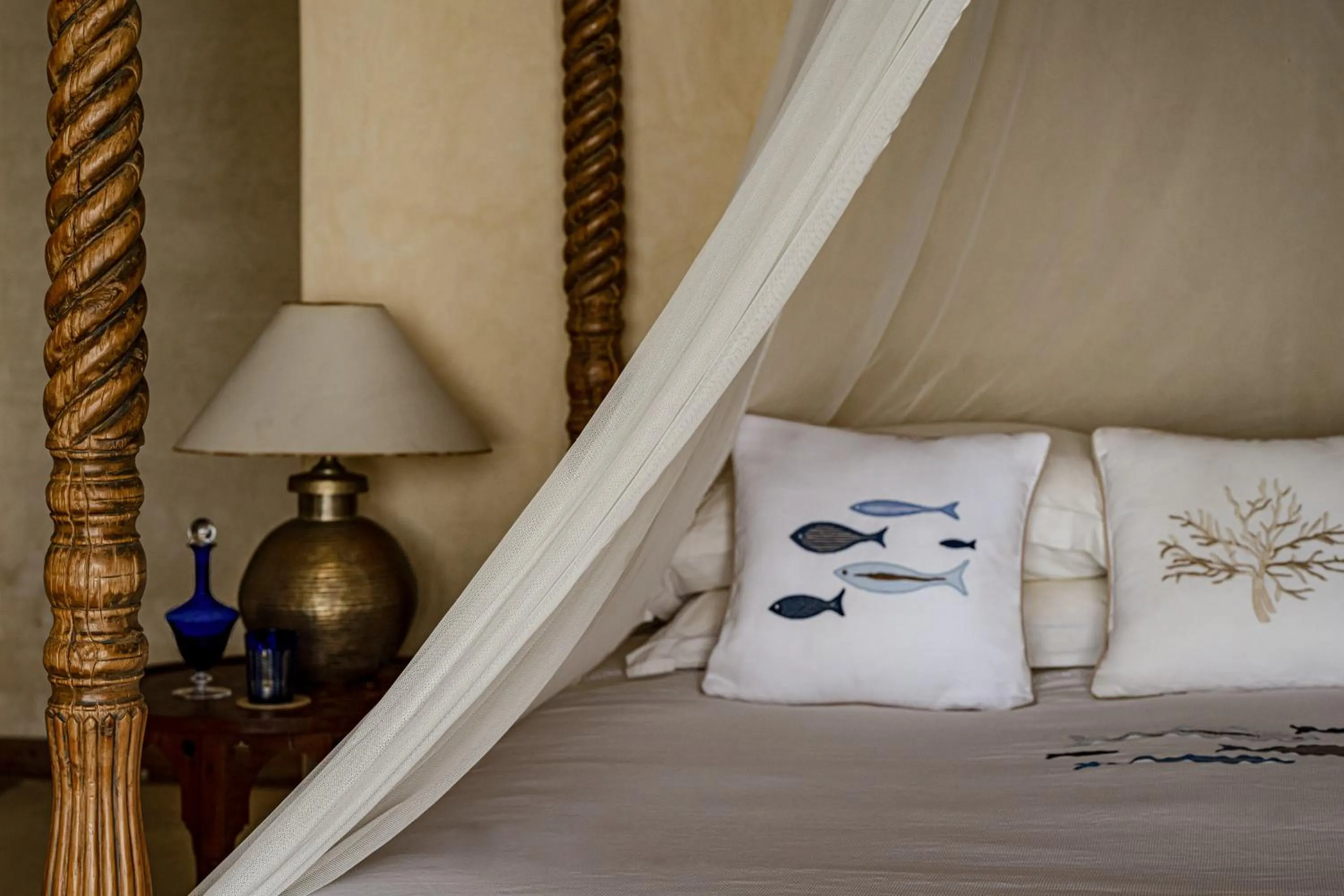 Decorative detail, Bed in La Fiermontina Ocean