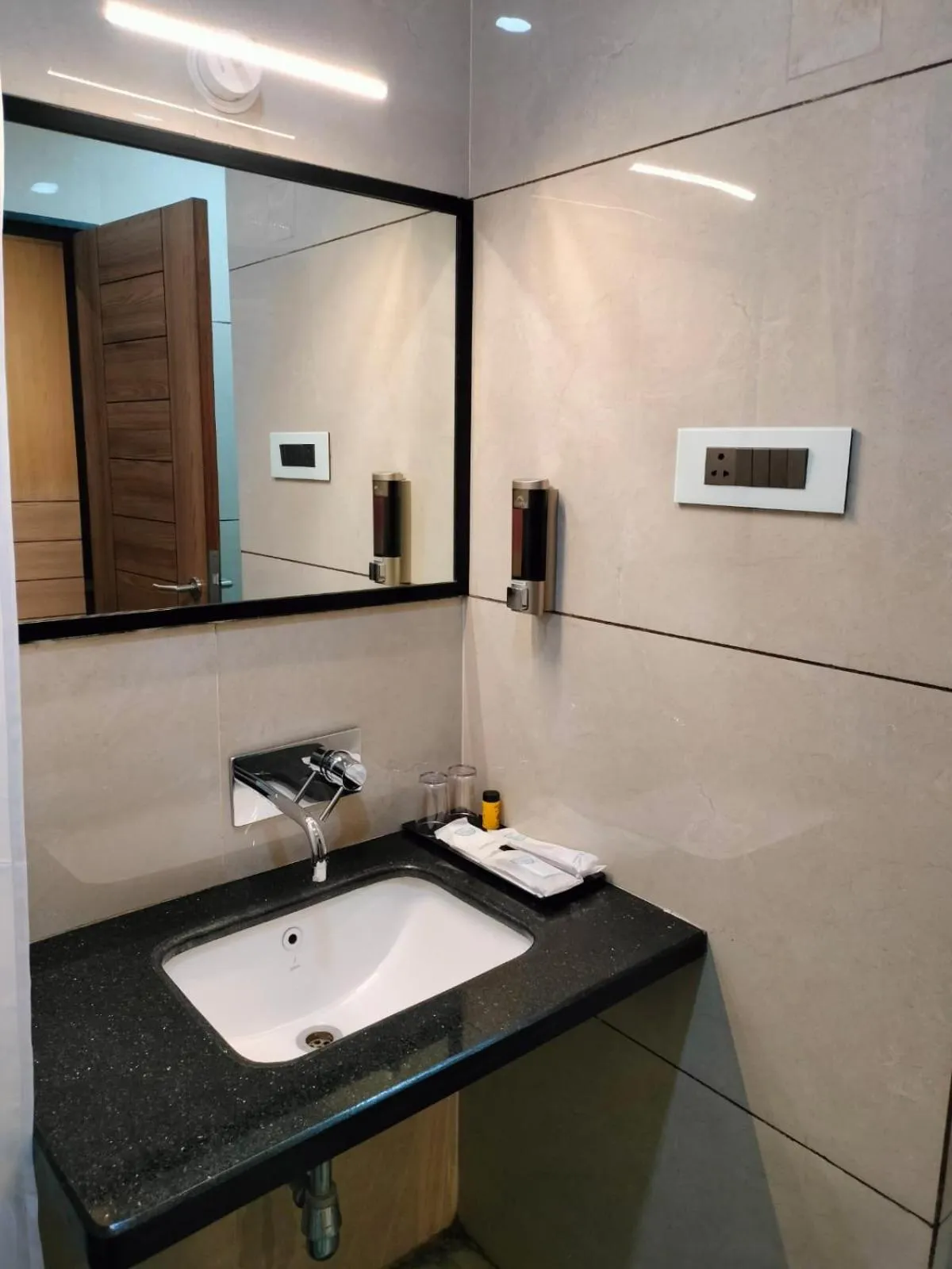 Bathroom in Hotel Dolphin Grand