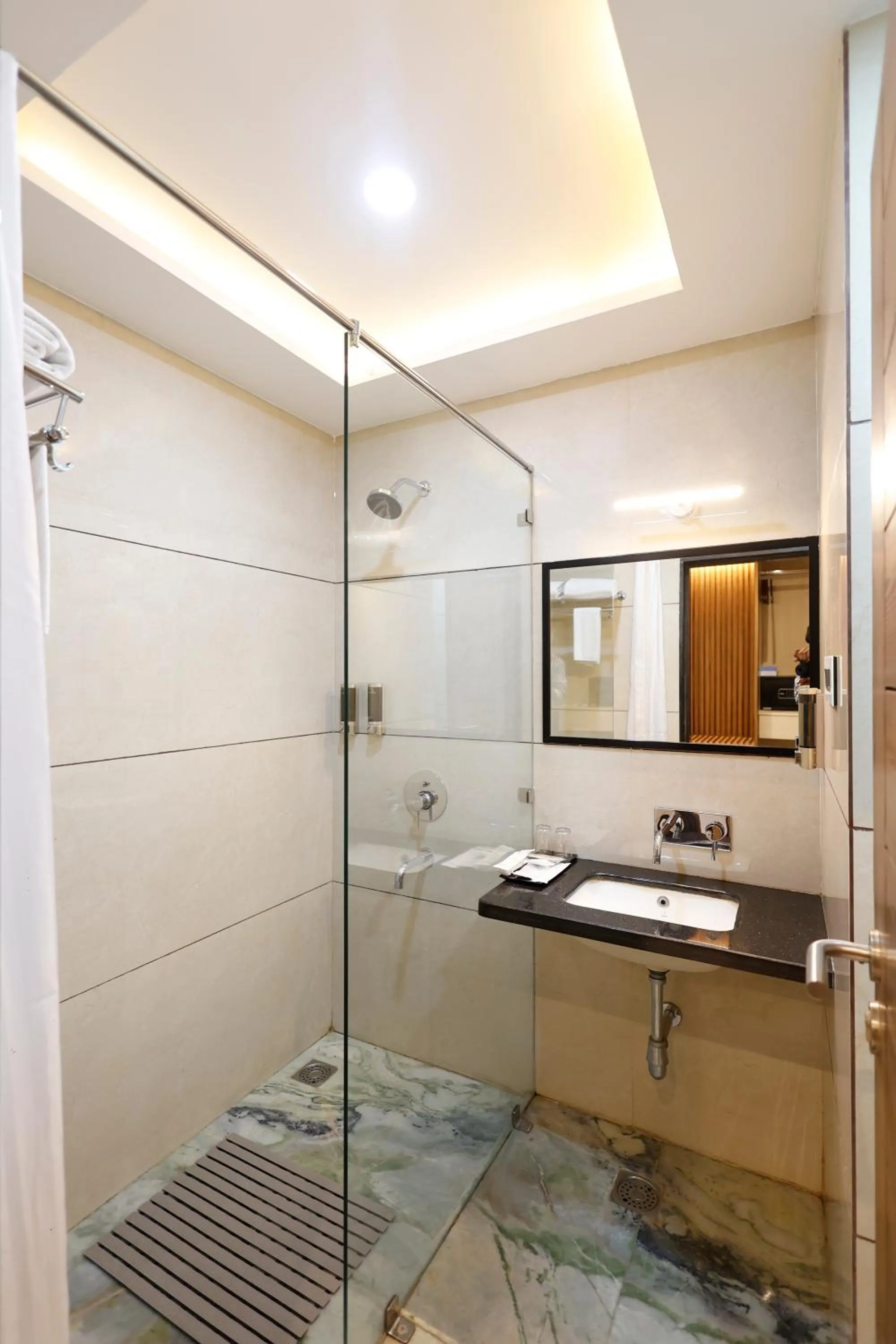 Bathroom in Hotel Dolphin Grand