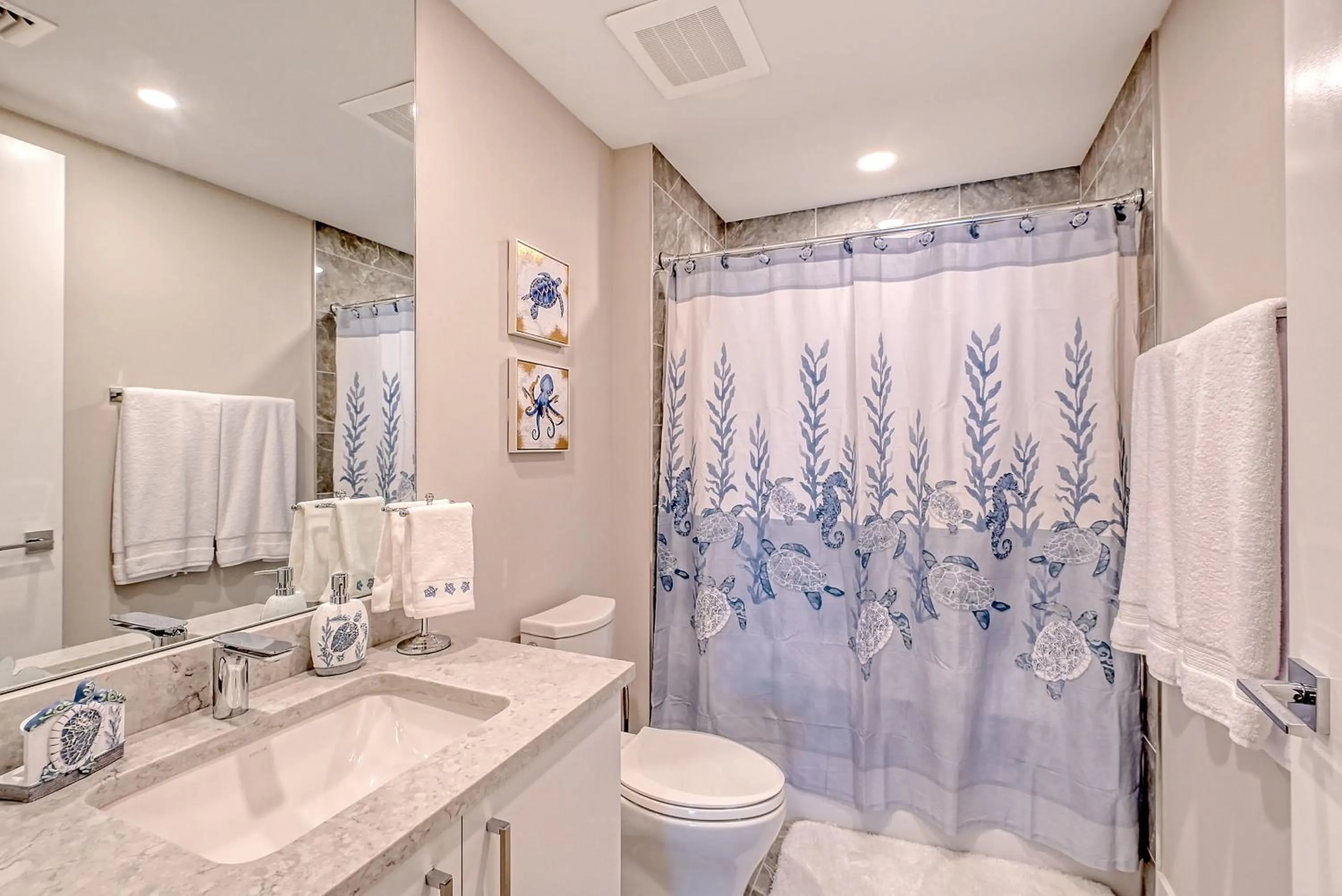 Shower in Ten35 Seaside Rentals