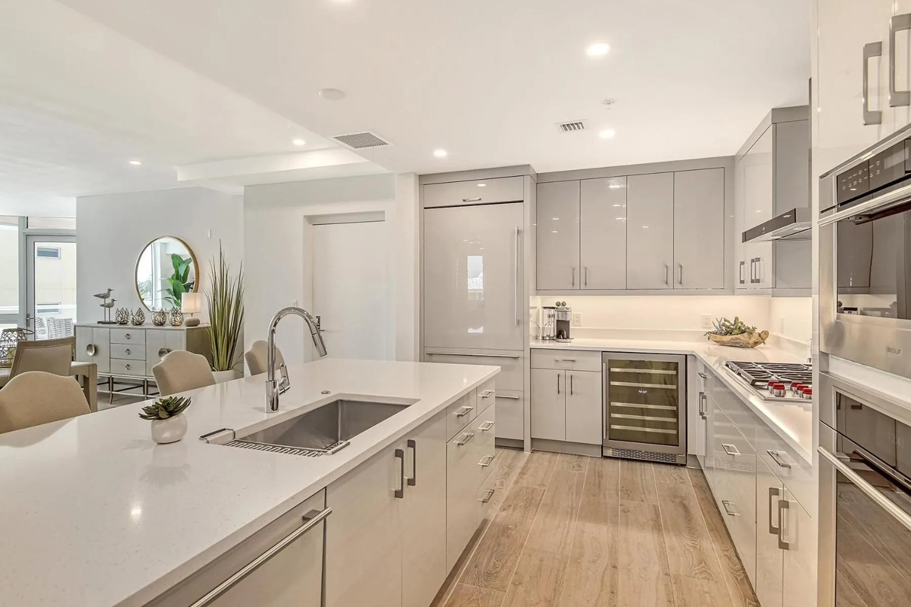 dishwasher in Ten35 Seaside Rentals