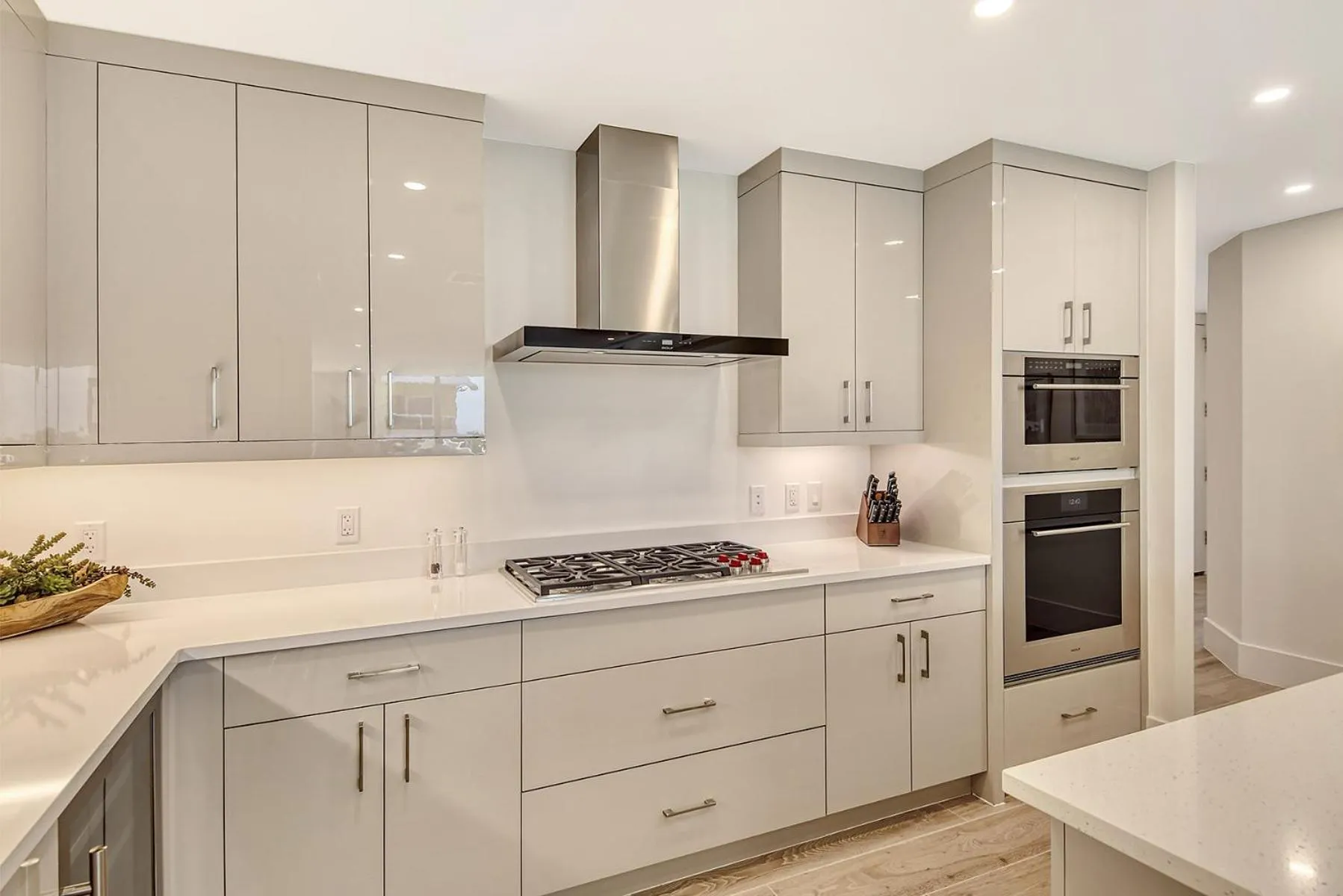 dishwasher in Ten35 Seaside Rentals