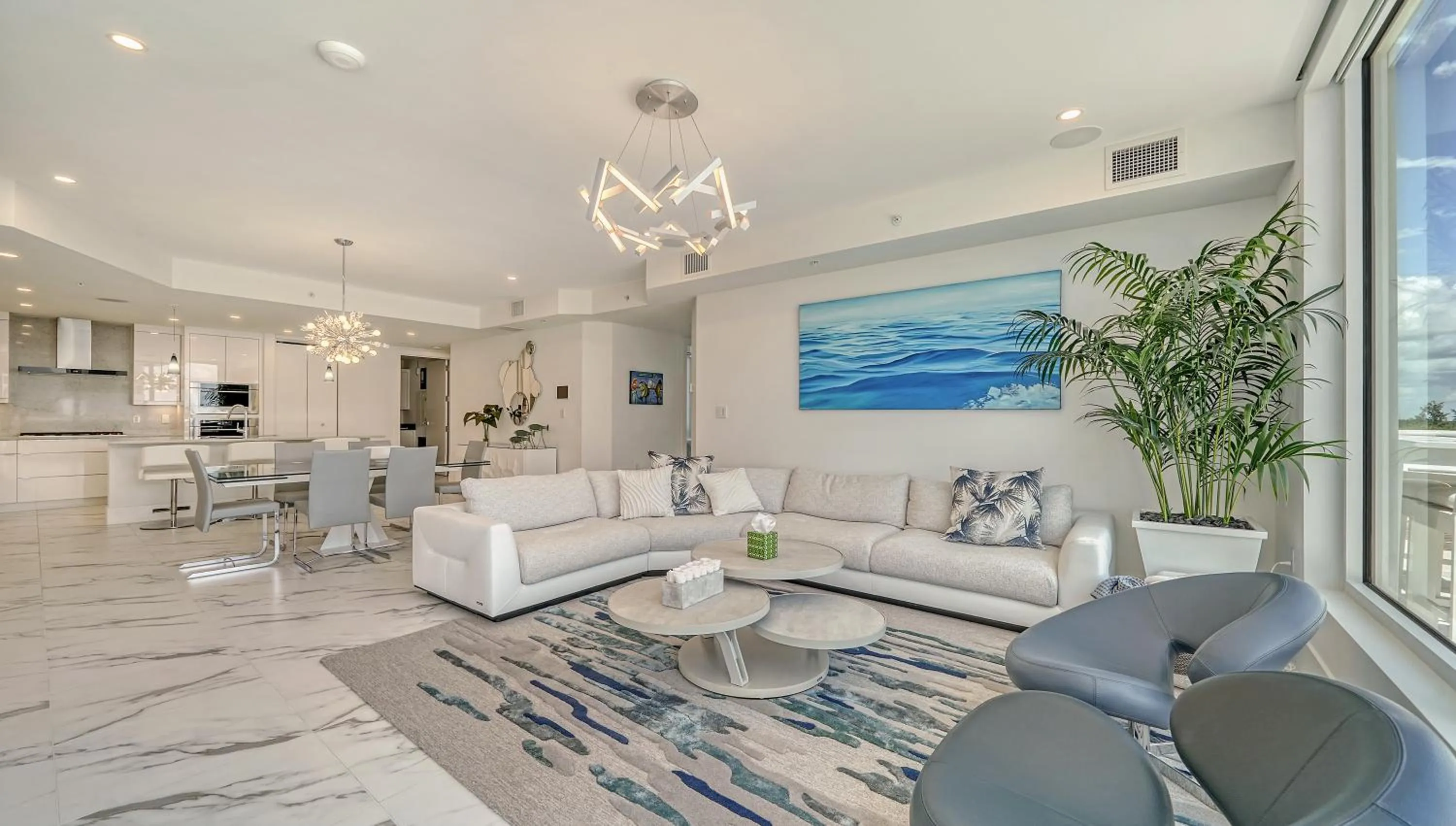 TV and multimedia in Ten35 Seaside Rentals