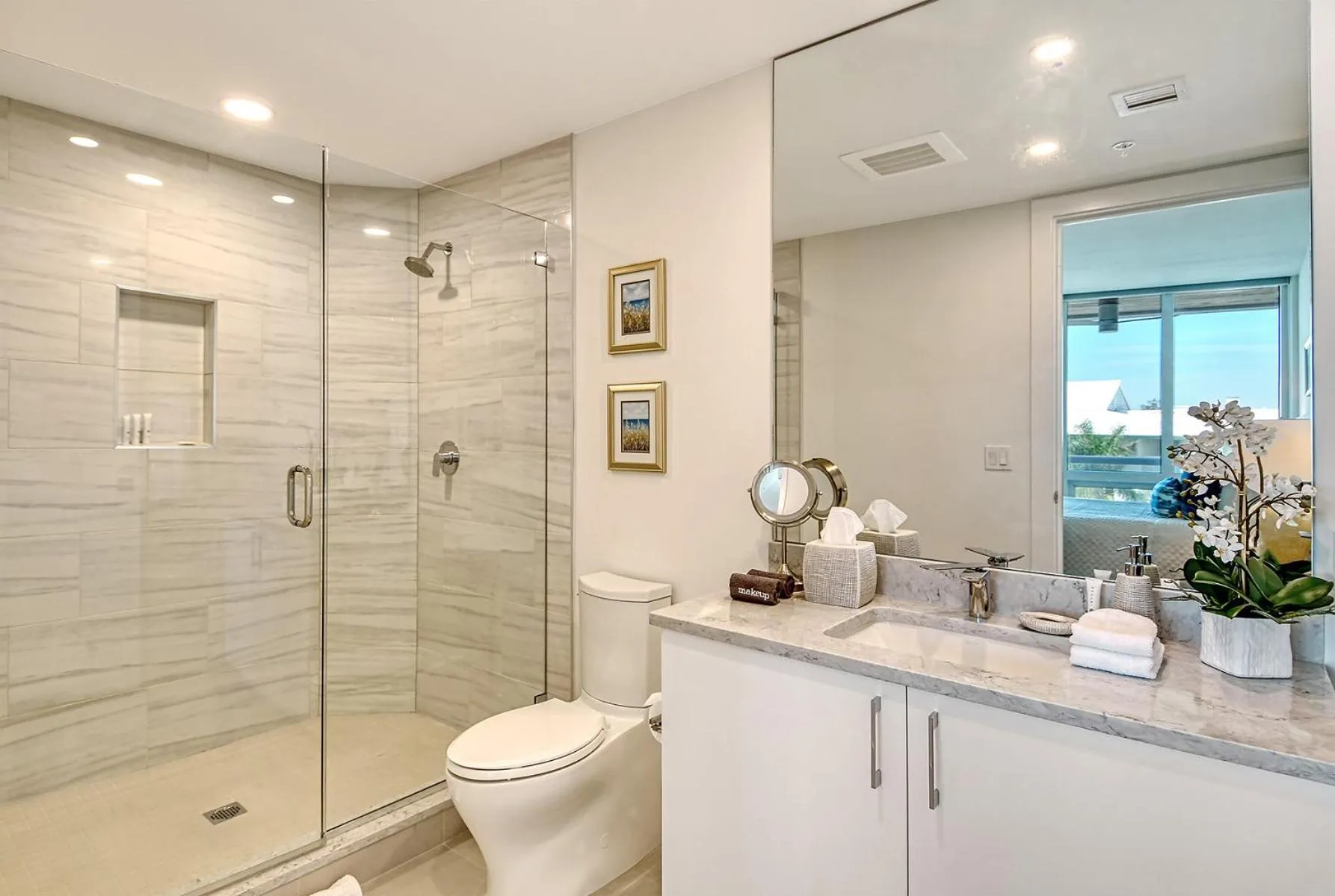 Shower in Ten35 Seaside Rentals