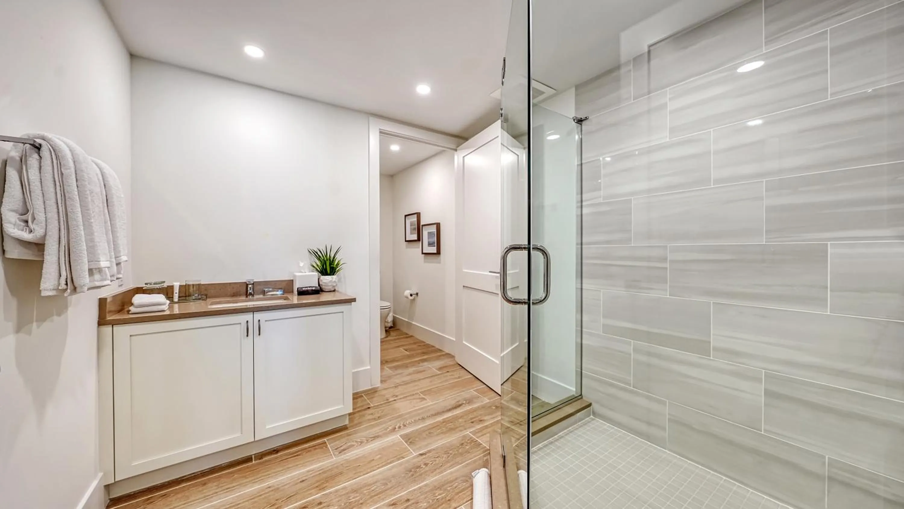 Shower in Ten35 Seaside Rentals