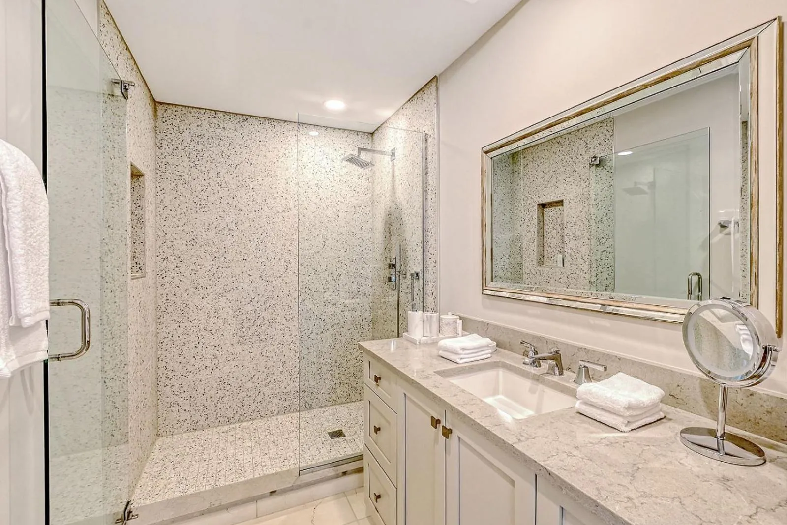 Shower in Ten35 Seaside Rentals