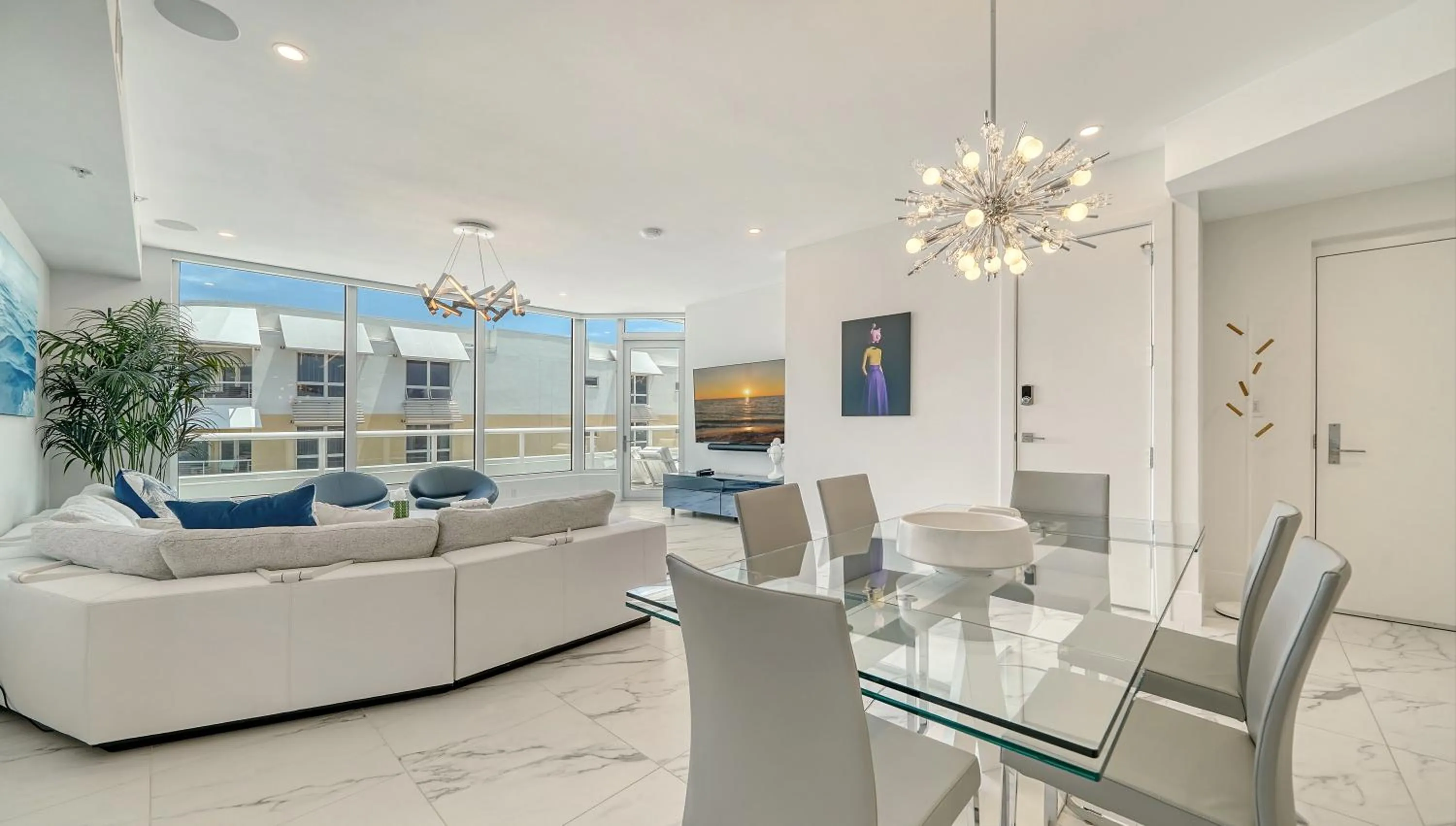 Dining area in Ten35 Seaside Rentals