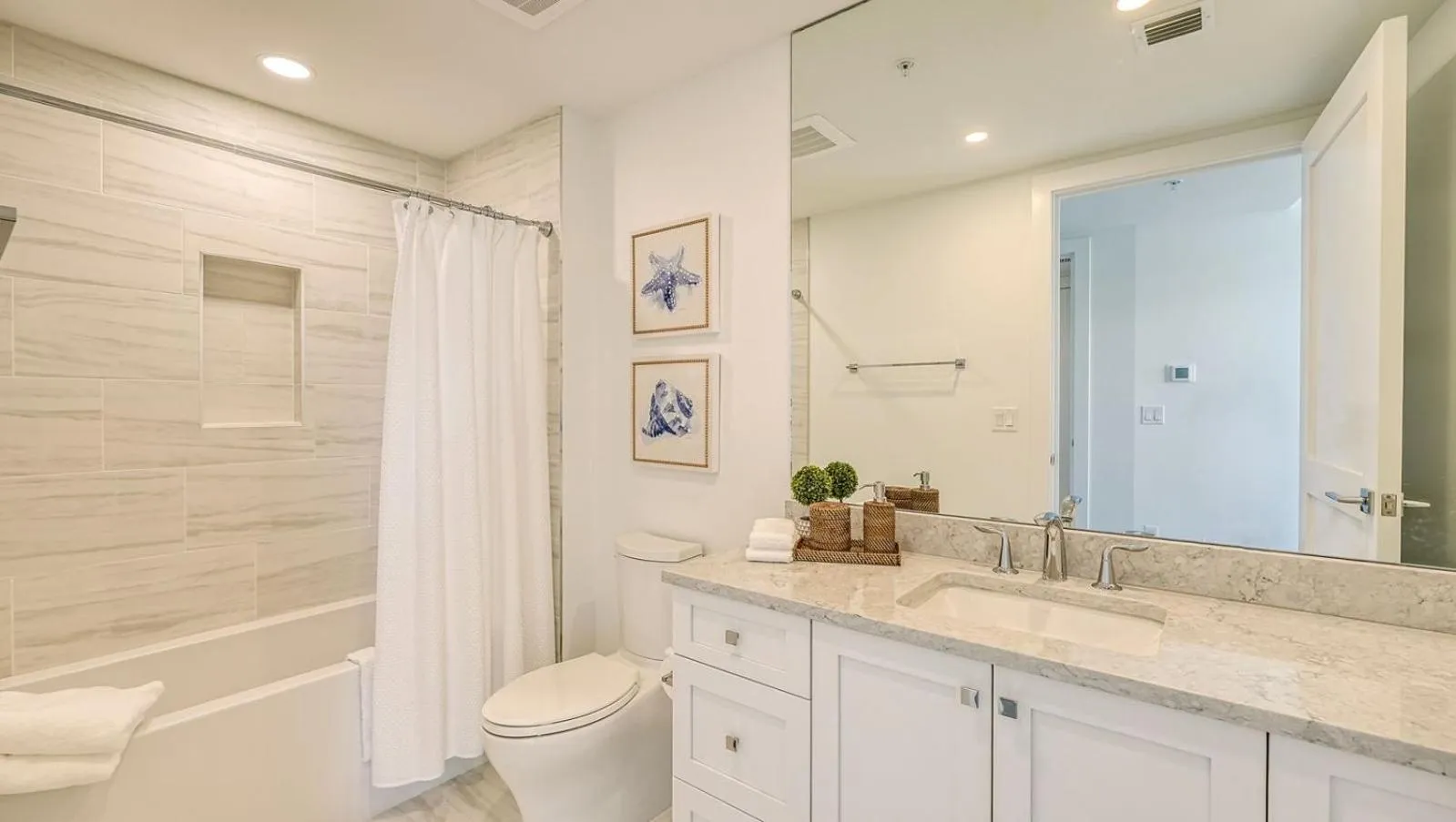 Shower in Ten35 Seaside Rentals