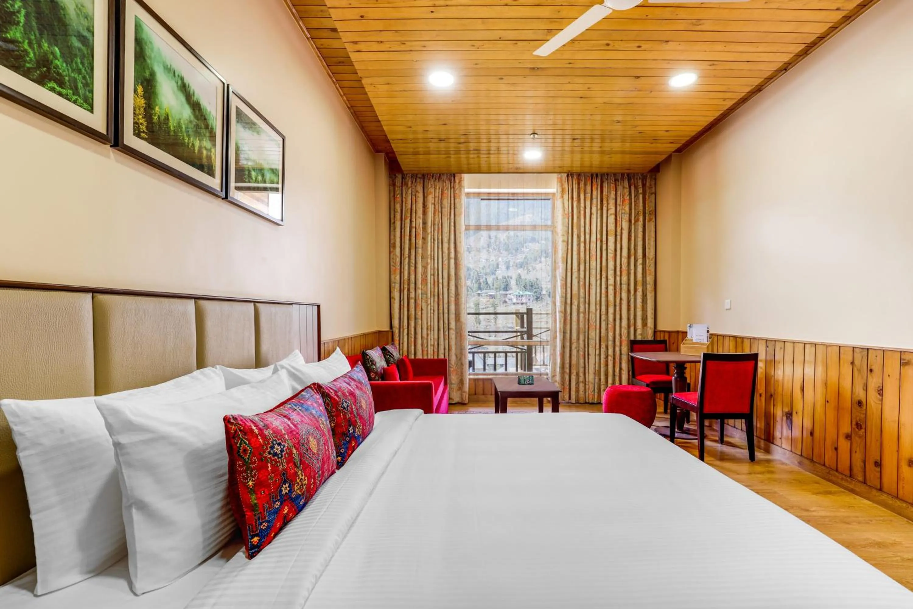 Bed in Club Mahindra Janjehli