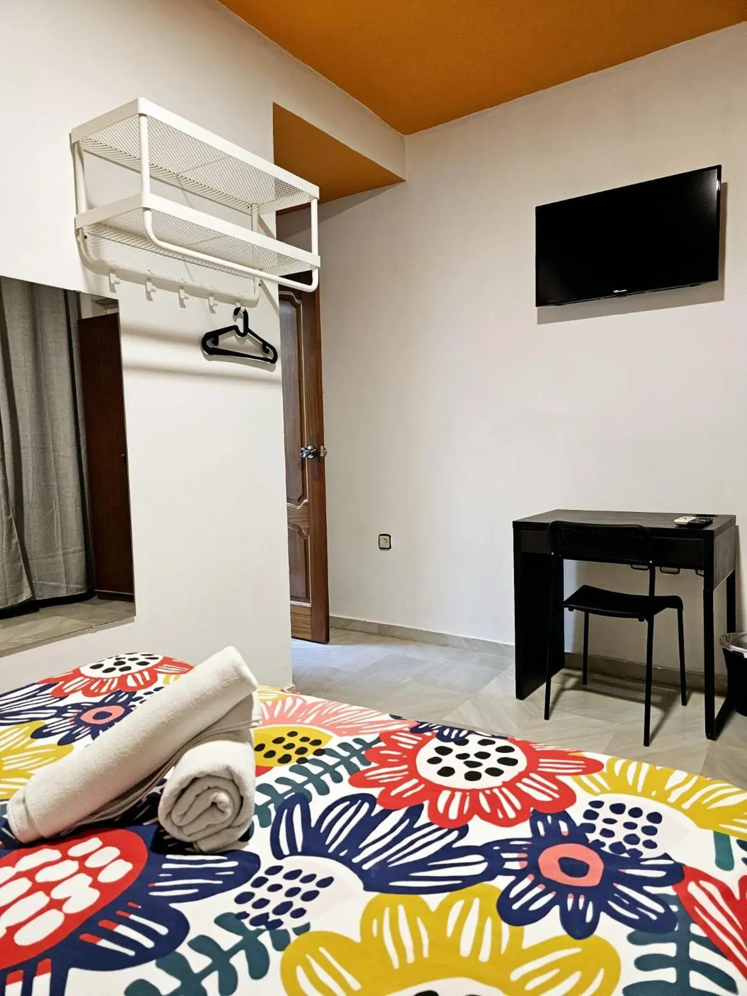 Bedroom, Bed in Arc House Plaza Bedroom, Bed in Arc House Plaza