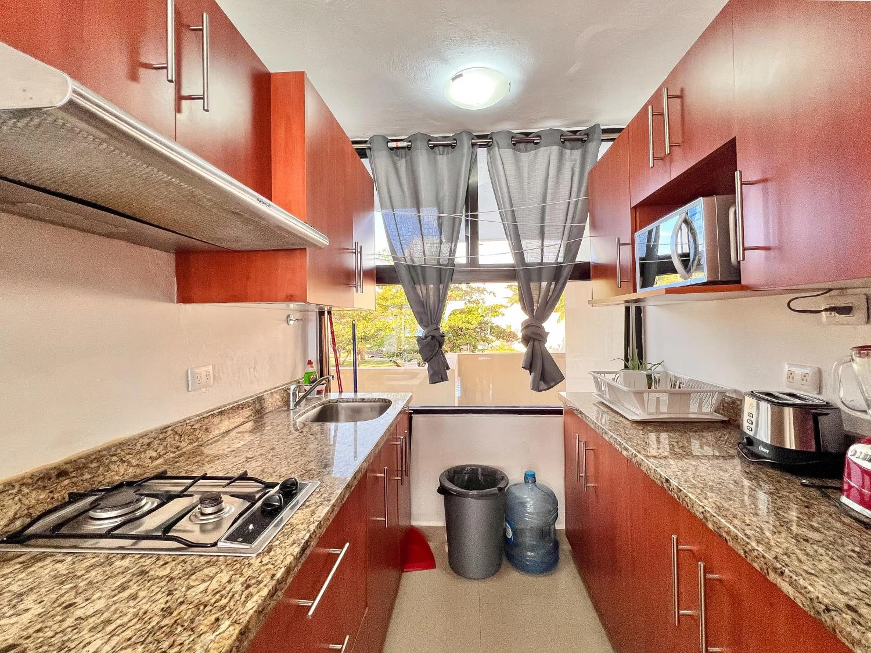 Coffee/tea facilities in Bello Mar de Cancun, Beautiful 2Br 2Ba Condo overlooking beach spectacular view!