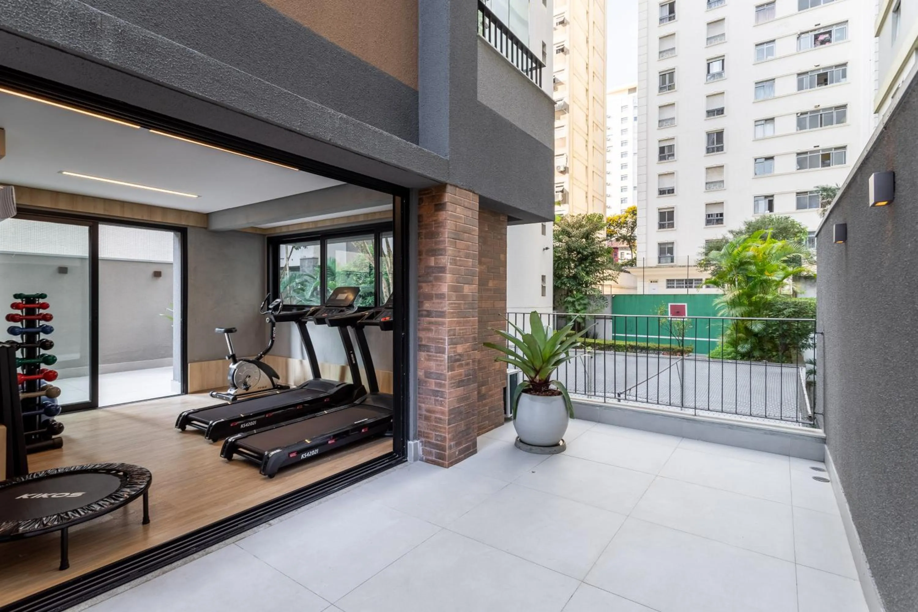 Facade/entrance in Next AW Franca by Viva - Prédio novo ao lado da Av Paulista