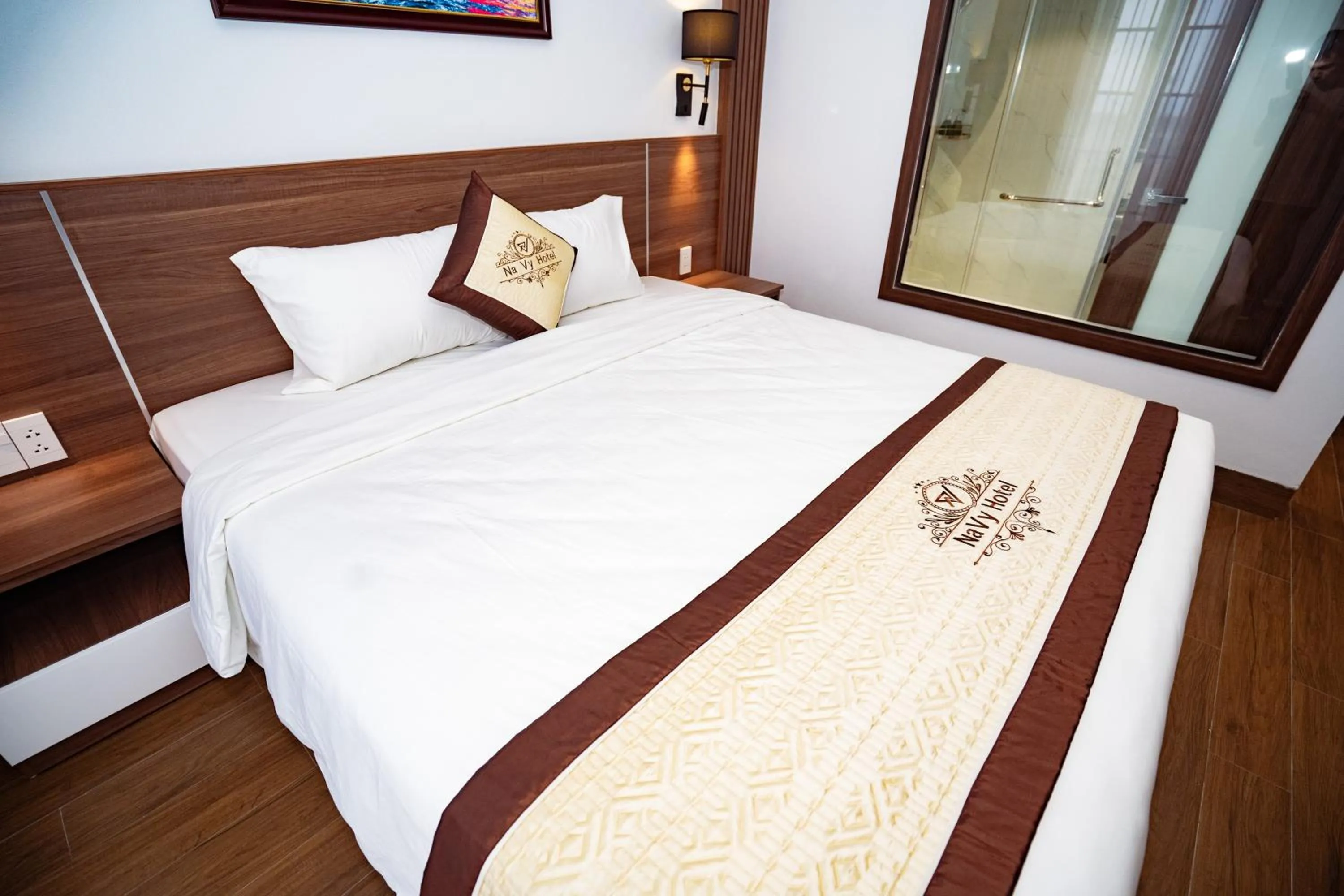 Bedroom, Bed in Navy Hotel Ha Long