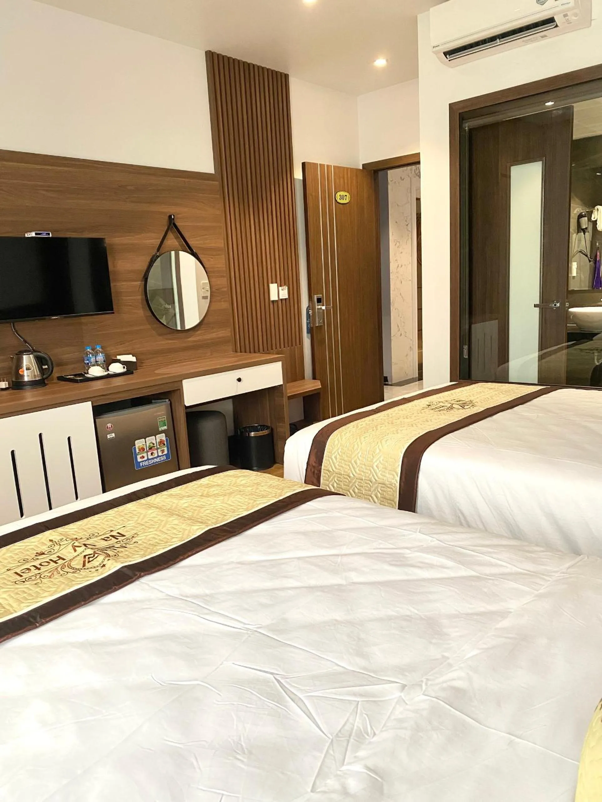 Bedroom, Bed in Navy Hotel Ha Long