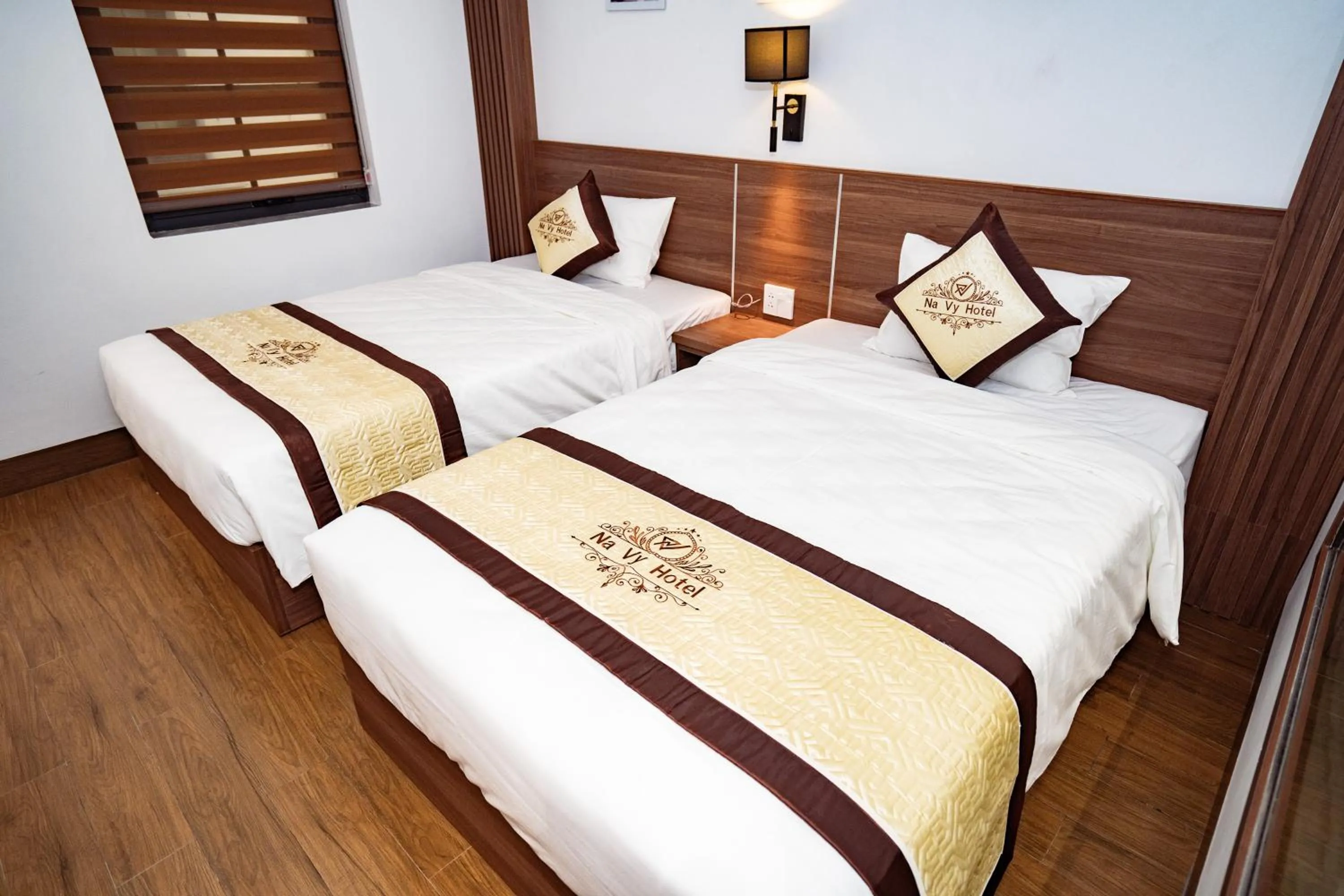 Bedroom, Bed in Navy Hotel Ha Long