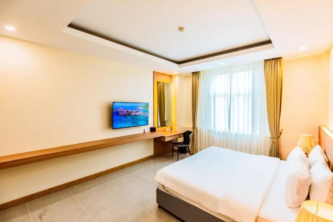 Superior King Room in Dynasty Casino Hotel Superior King Room in Dynasty Casino Hotel