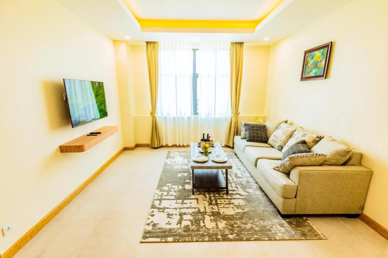 Communal lounge/ TV room in Dynasty Casino Hotel