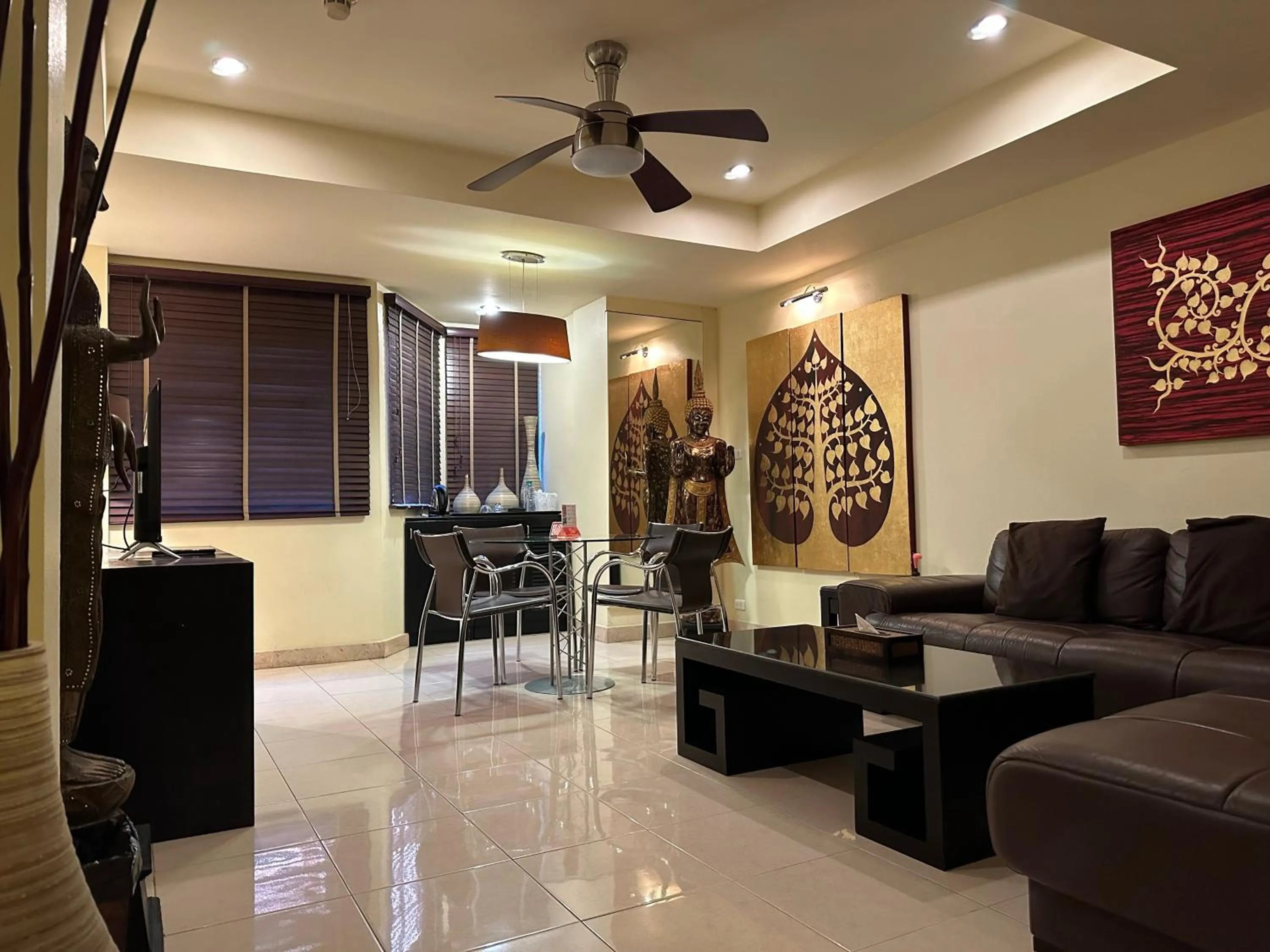 Dining area in Copa Hotel