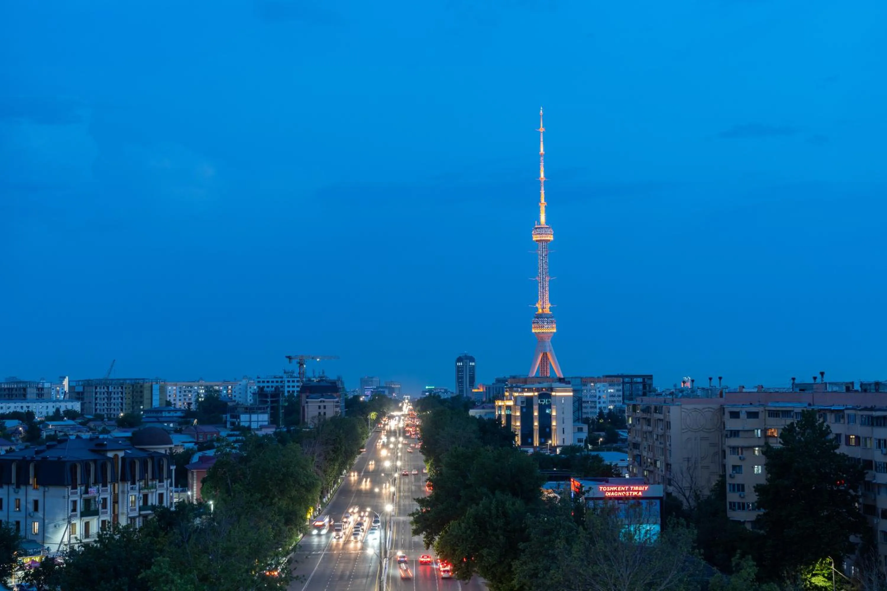 Night in THE ELEMENTS HOTEL