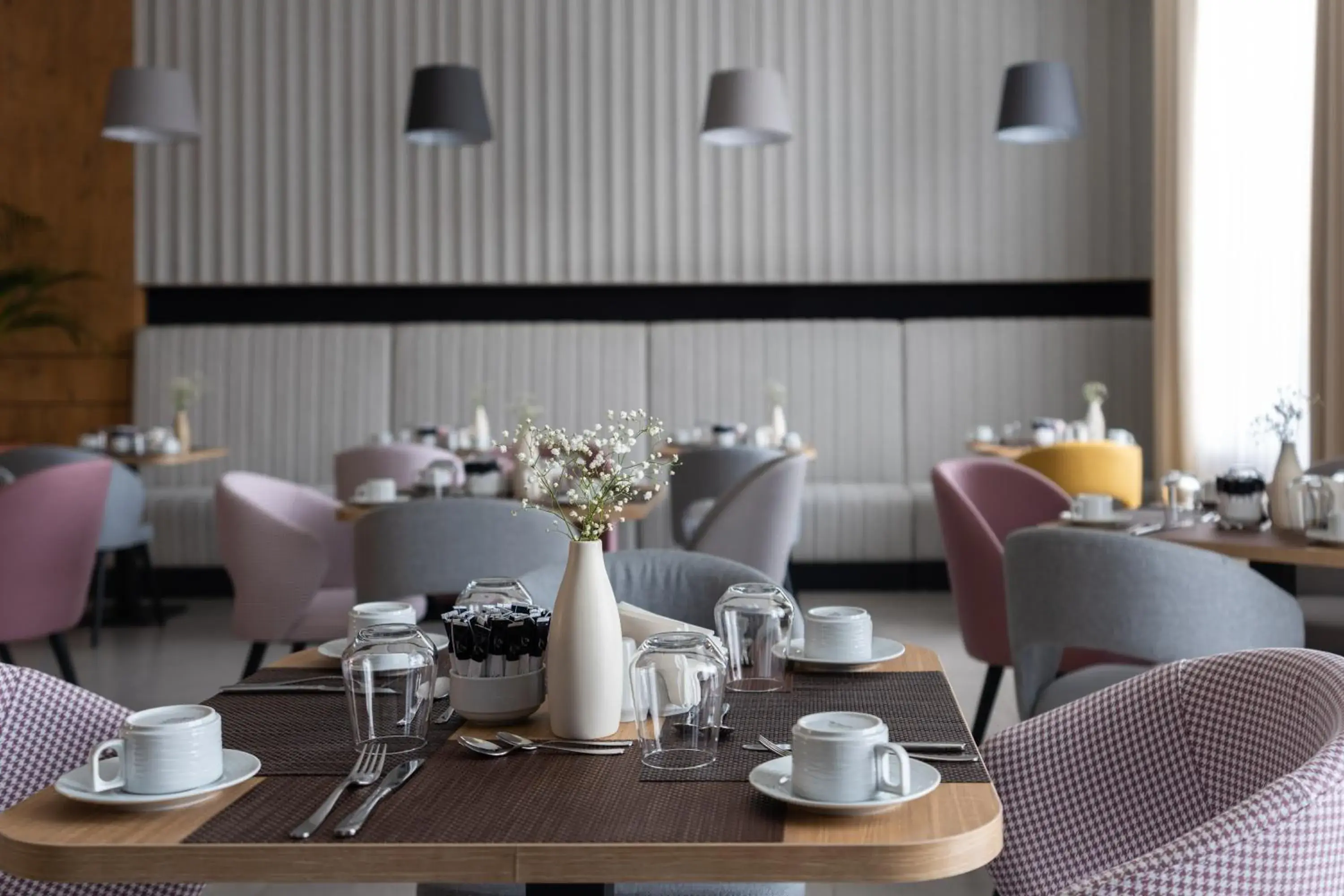 Restaurant/places to eat in THE ELEMENTS HOTEL Restaurant/places to eat in THE ELEMENTS HOTEL