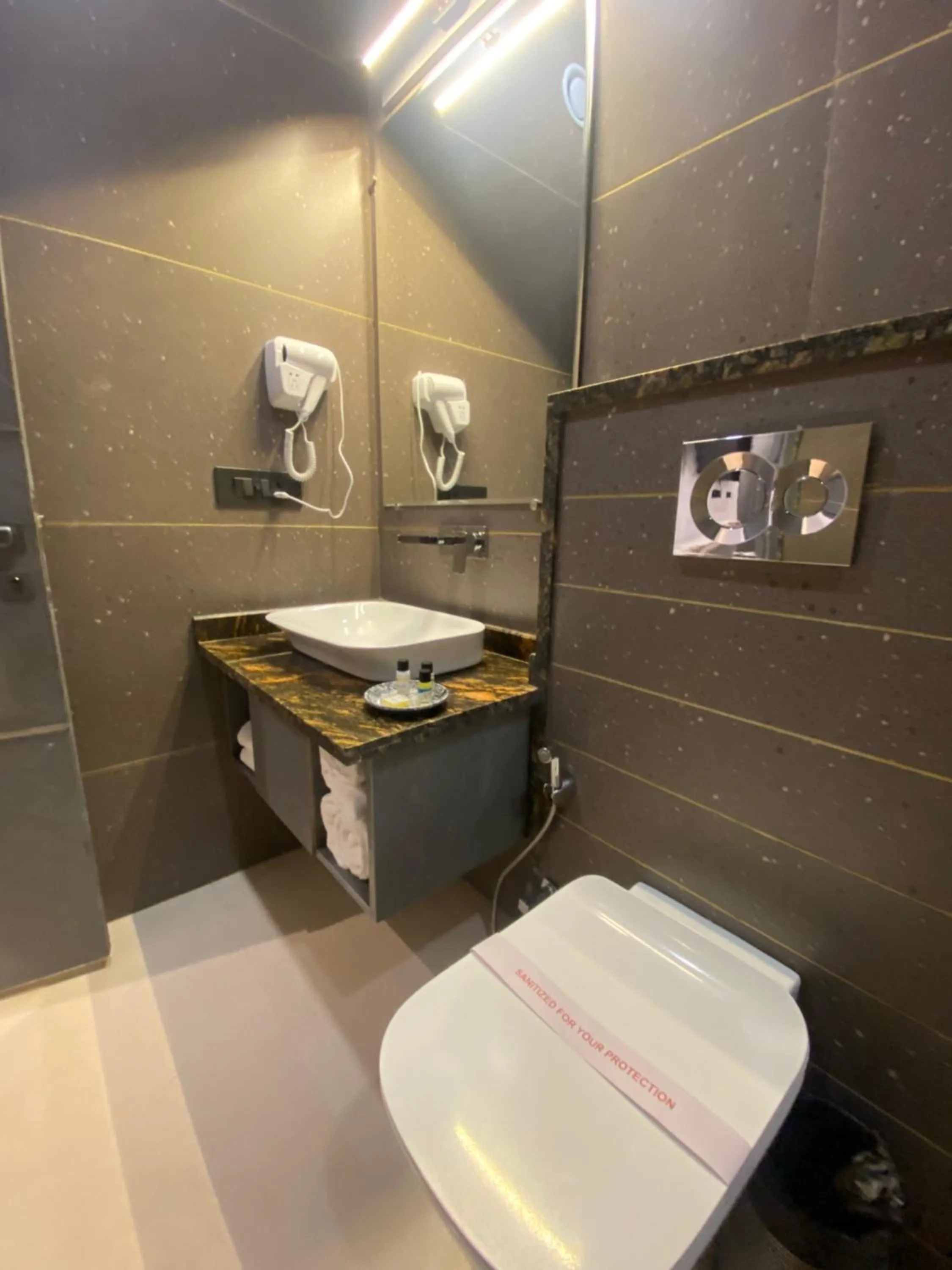 Bathroom in Hotel Azul Ganga