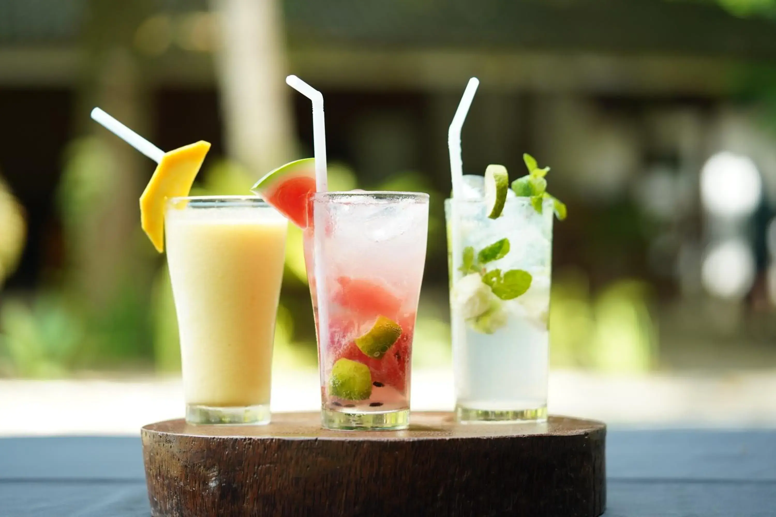 Food and drinks in Lake Resort Bolgoda Food and drinks in Lake Resort Bolgoda