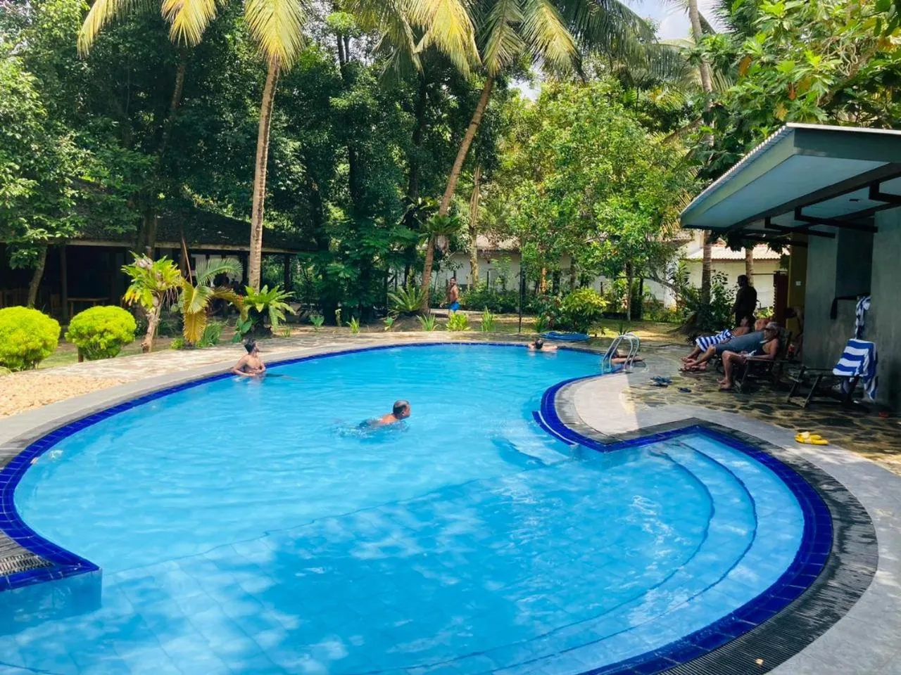 Pool view in Lake Resort Bolgoda
