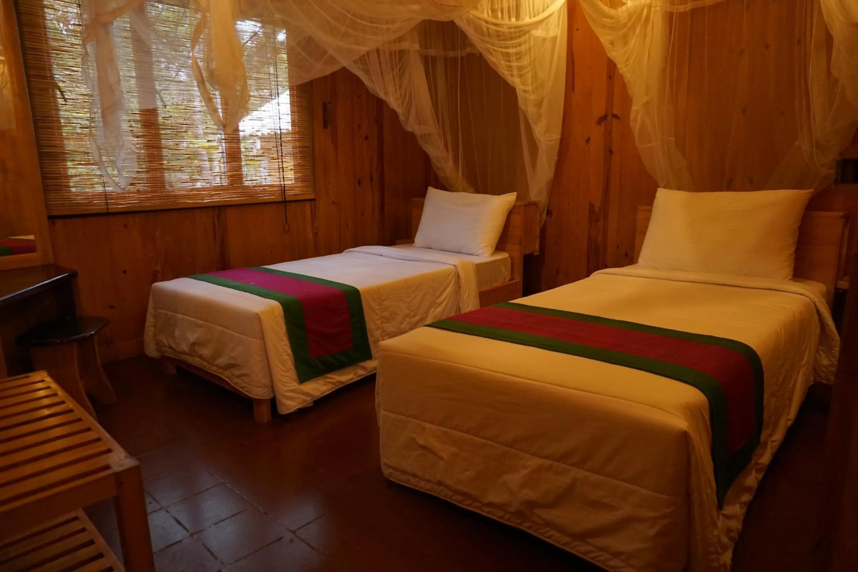 Bedroom, Bed in Lake Resort Bolgoda