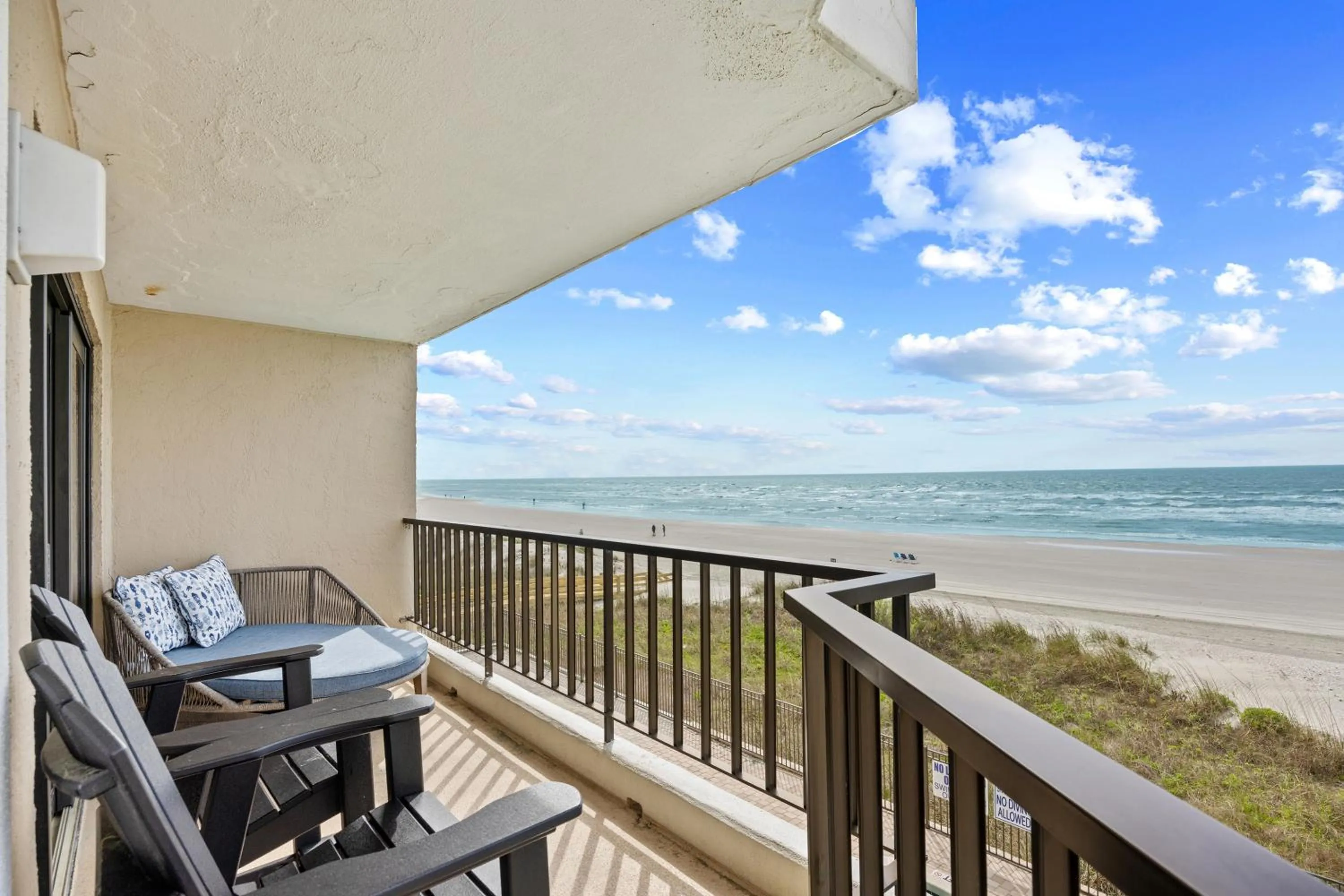 Day in Direct Ocean Front 3BR 3BA Beach Front
