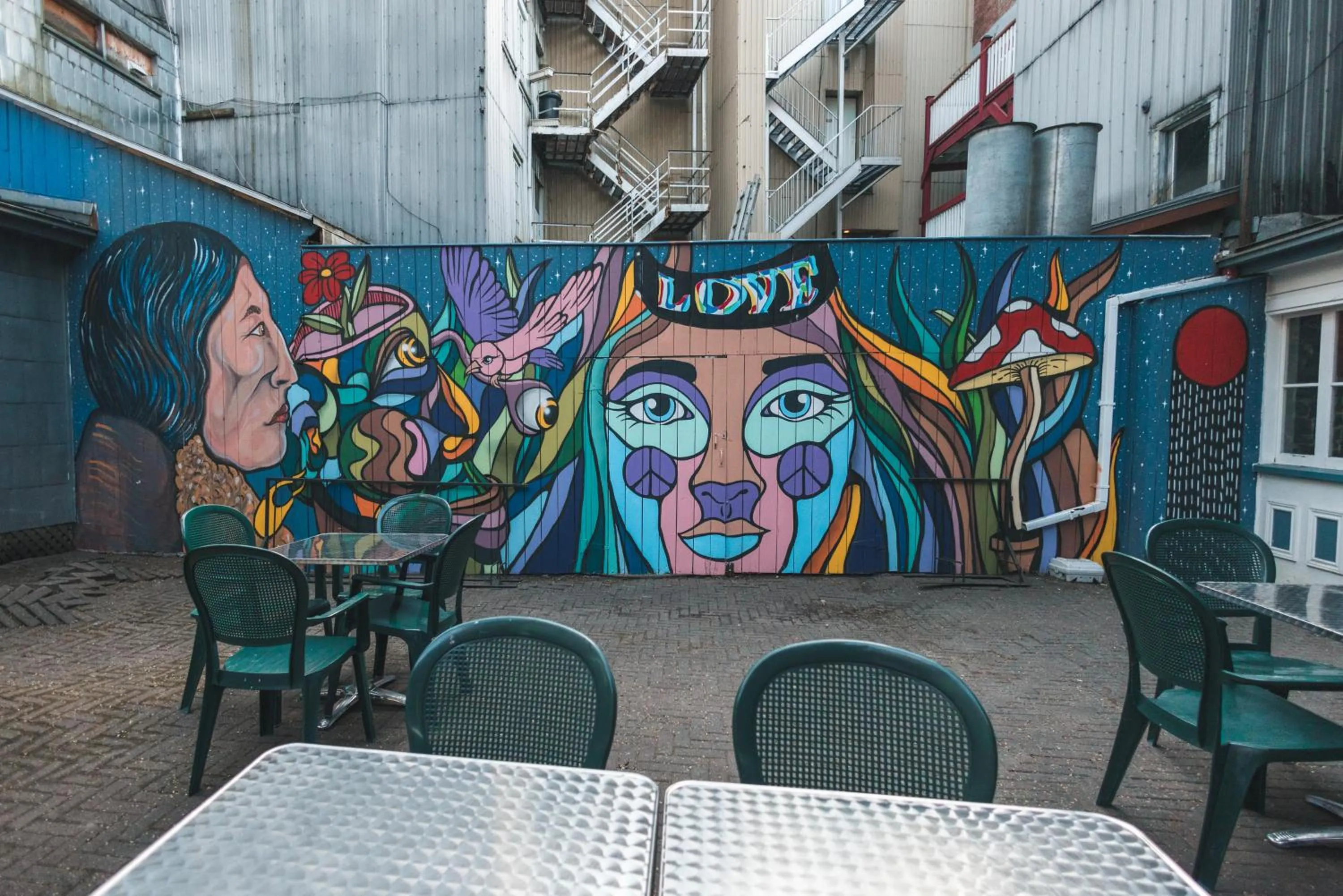 Patio in Auberge de la Paix