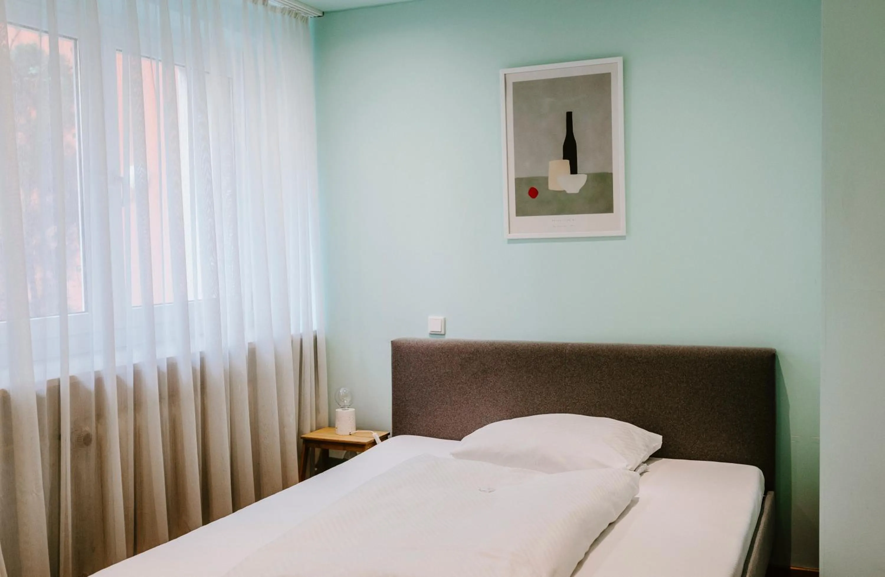 Bedroom, Bed in Weinstockwerk Hotel St Peter