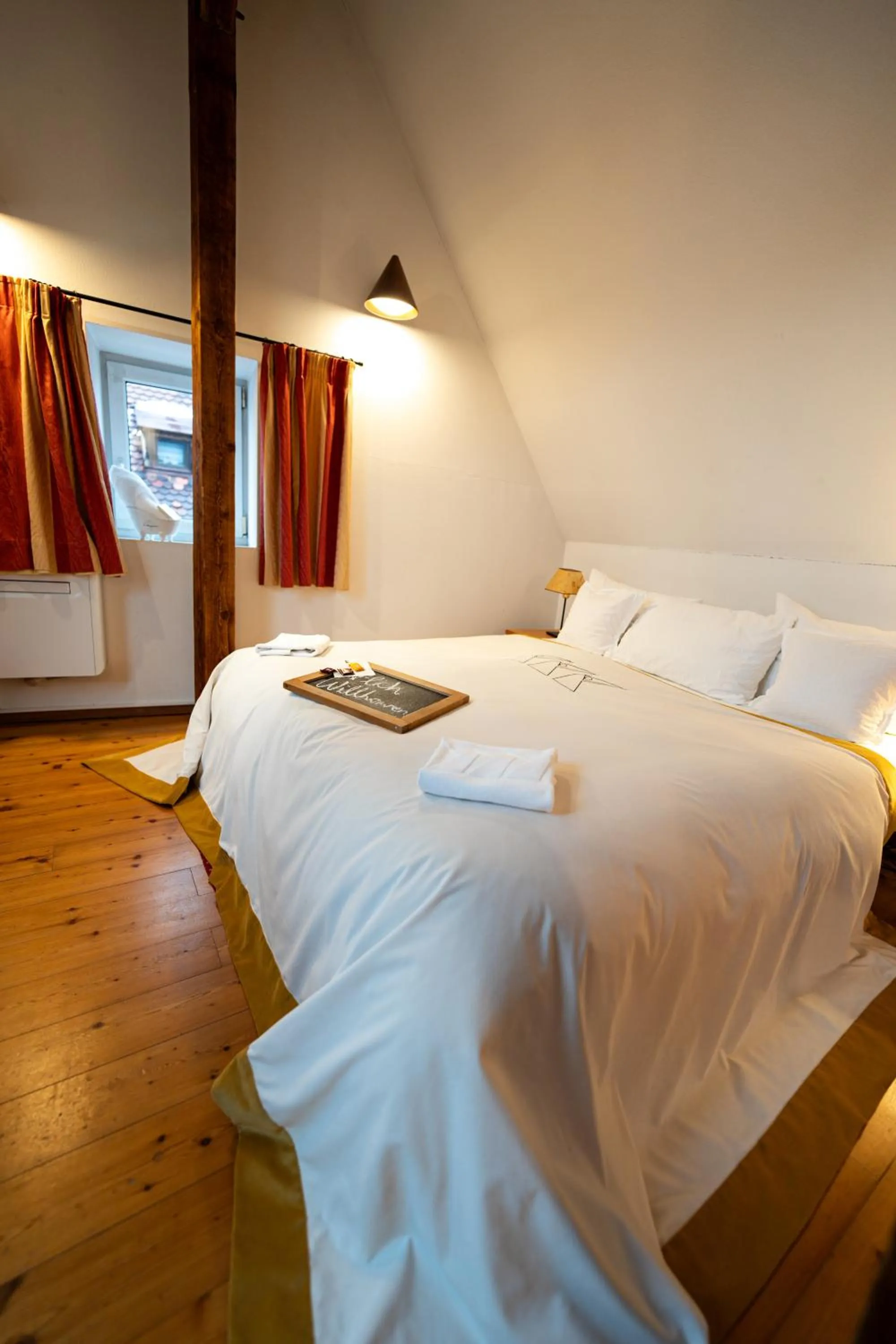 Bed in Hotel Drei Raben