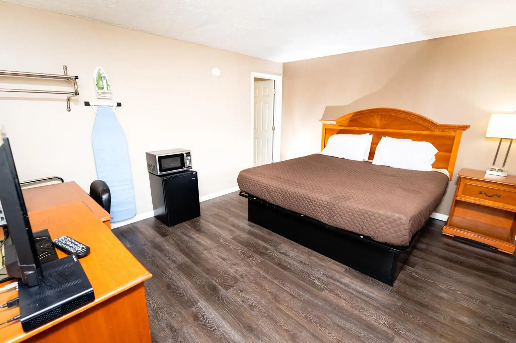 King Room in Oxford Inn King Room in Oxford Inn