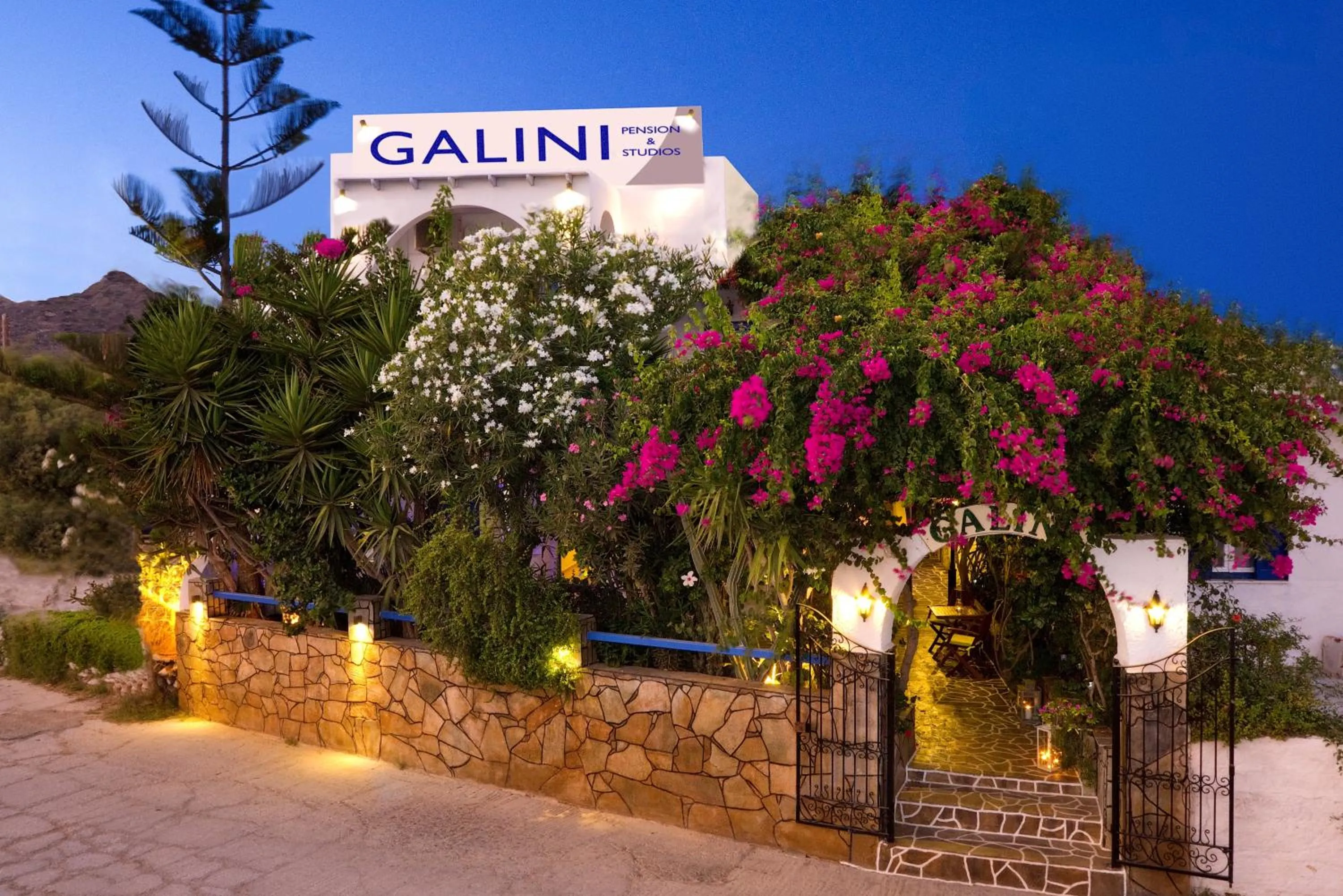 Facade/entrance in Galini Pension