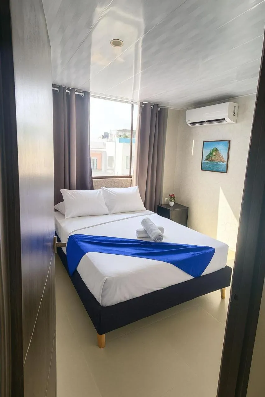 Bedroom, Bed in HOTEL COSTA AZUL SAI
