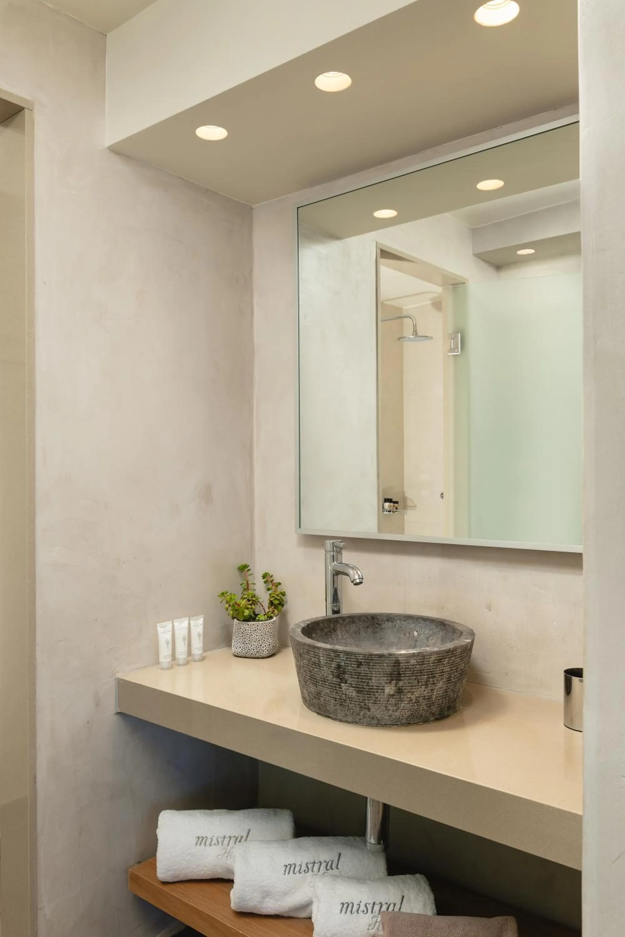 Bathroom in Mistral Hotel - For Solo Travelers