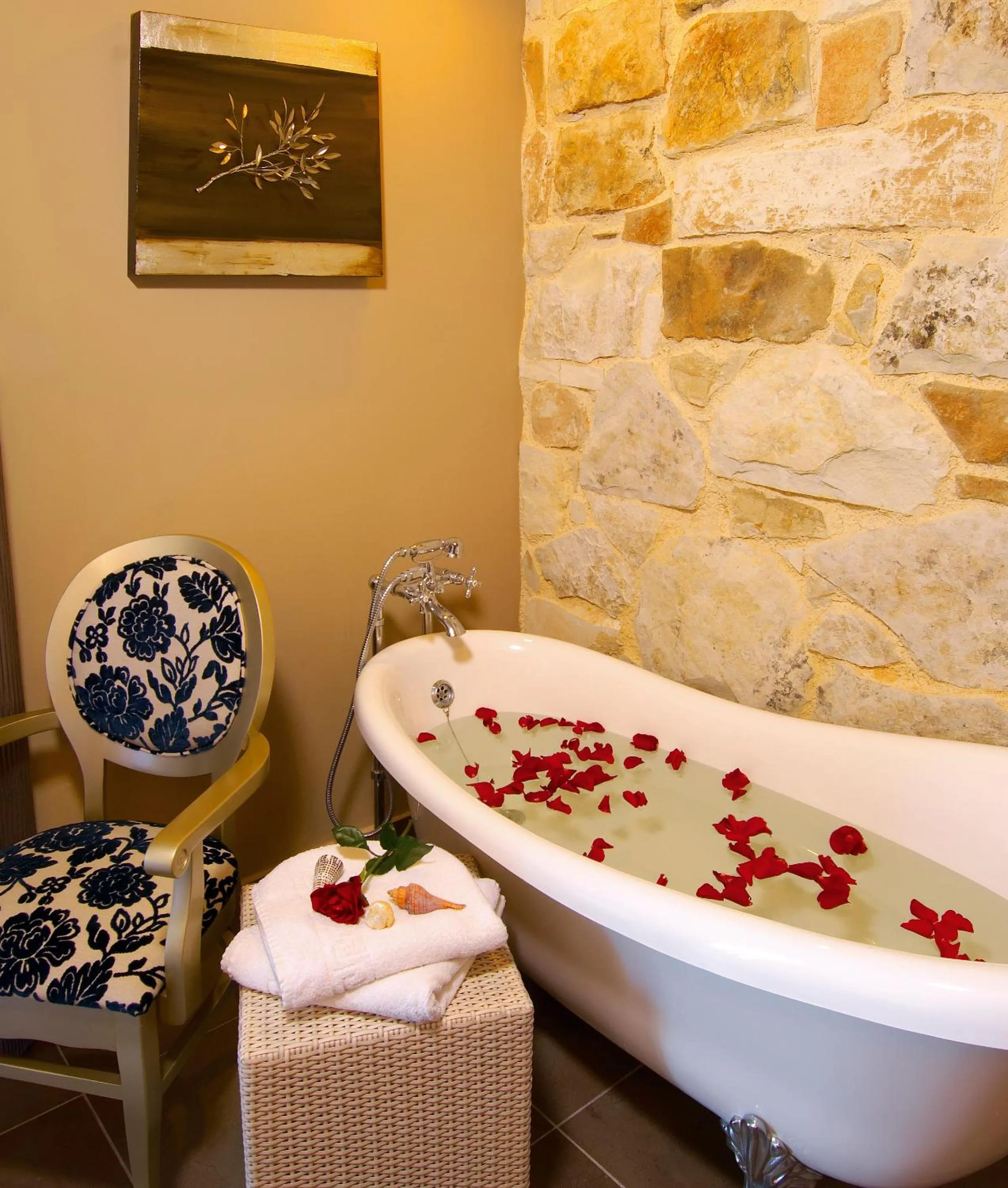 Photo of the whole room in Mistral Hotel - For Solo Travelers