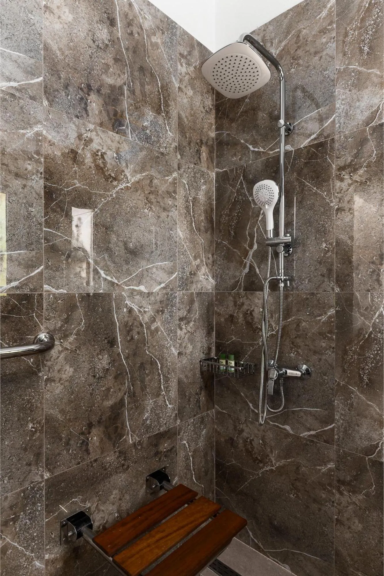 Facility for disabled guests in Konstantina Apartments