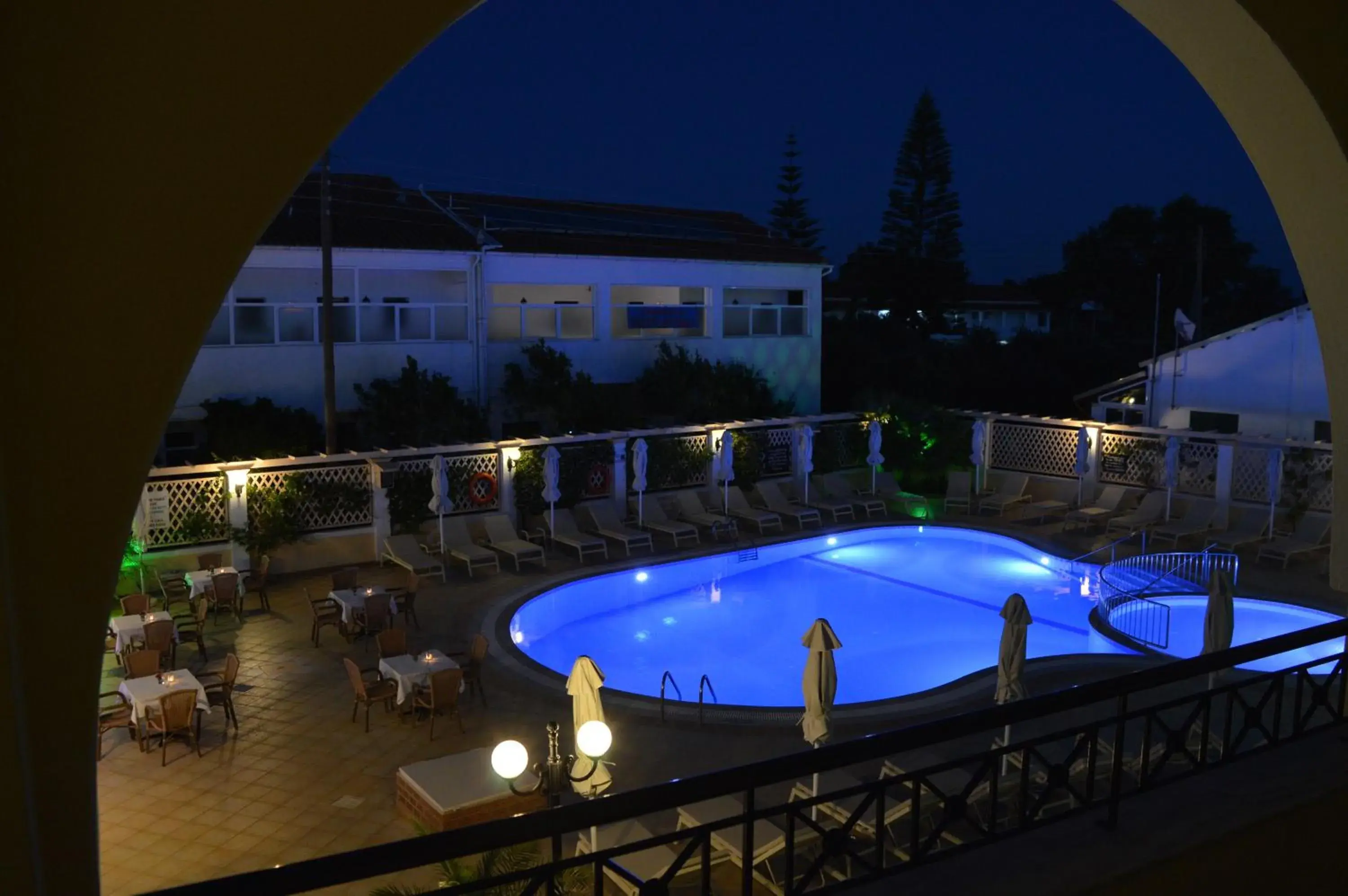 Swimming pool in Konstantina Apartments Swimming pool in Konstantina Apartments