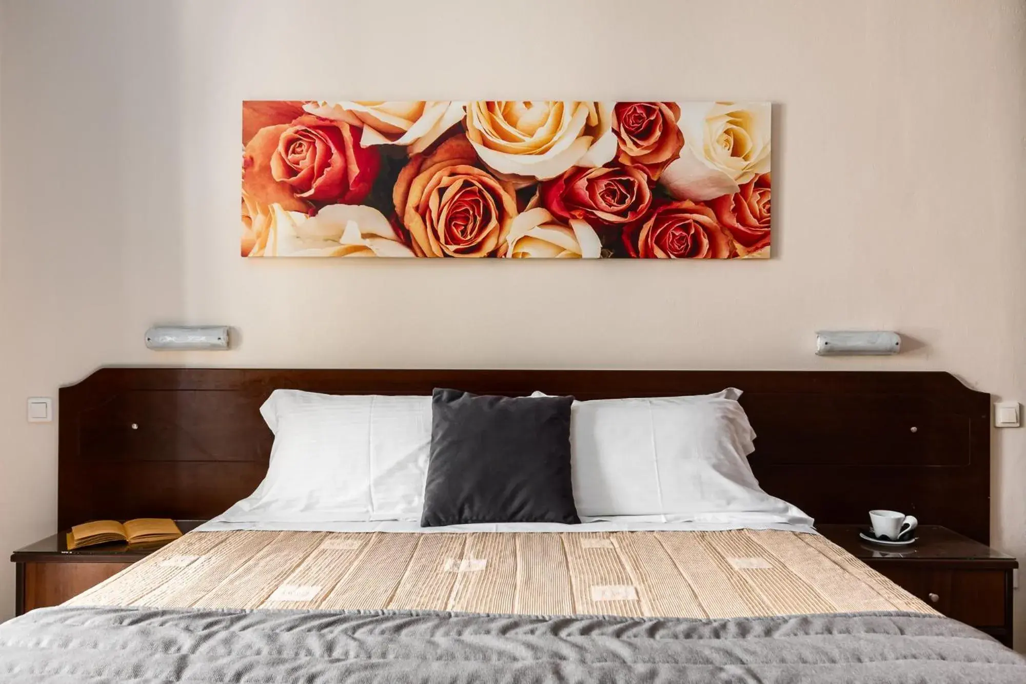 Bedroom, Bed in Konstantina Apartments Bedroom, Bed in Konstantina Apartments