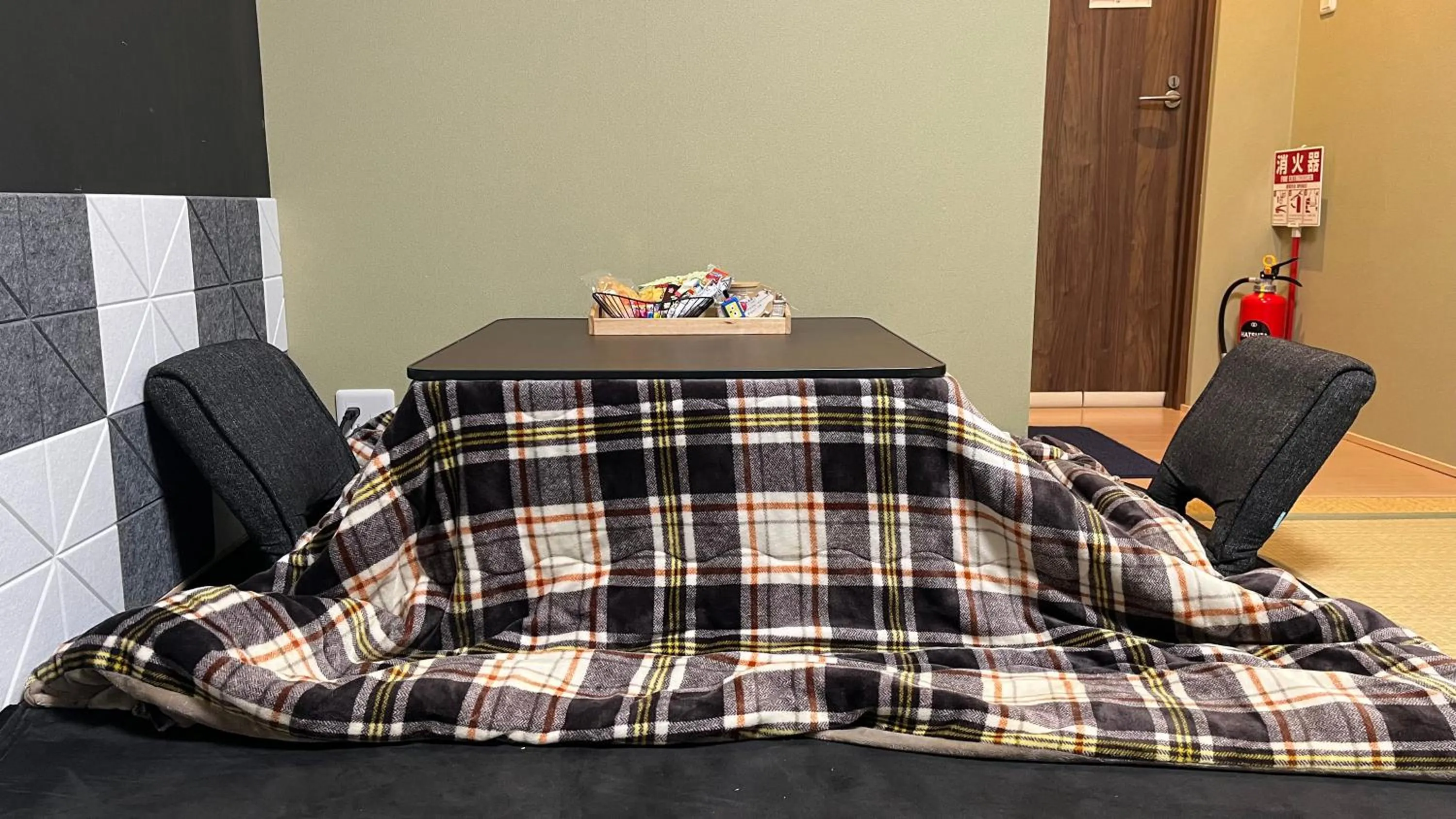 Bed in Wafu Ryokan Uehonmachi