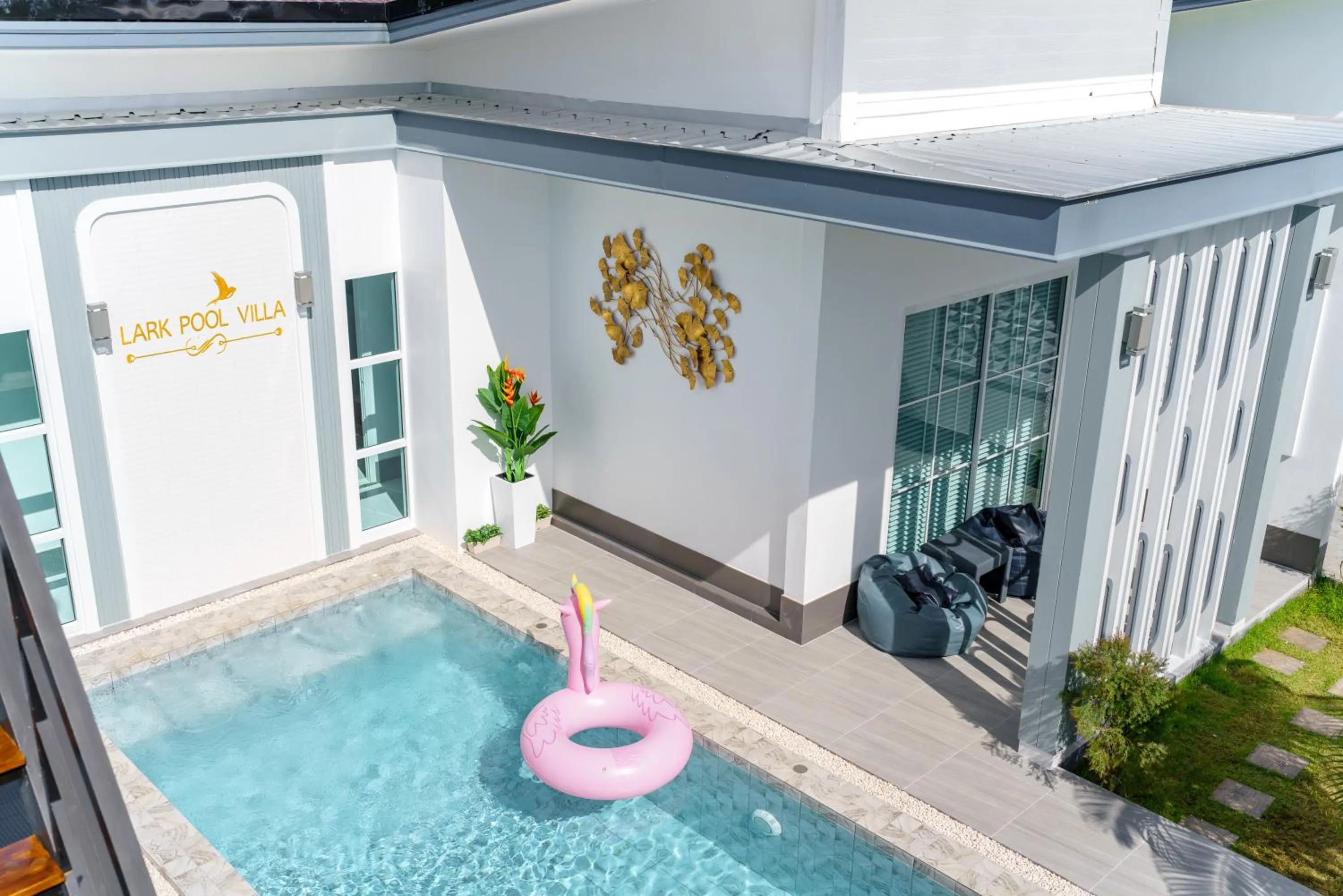 Swimming pool in Lark Pool Villa Aonang Krabi