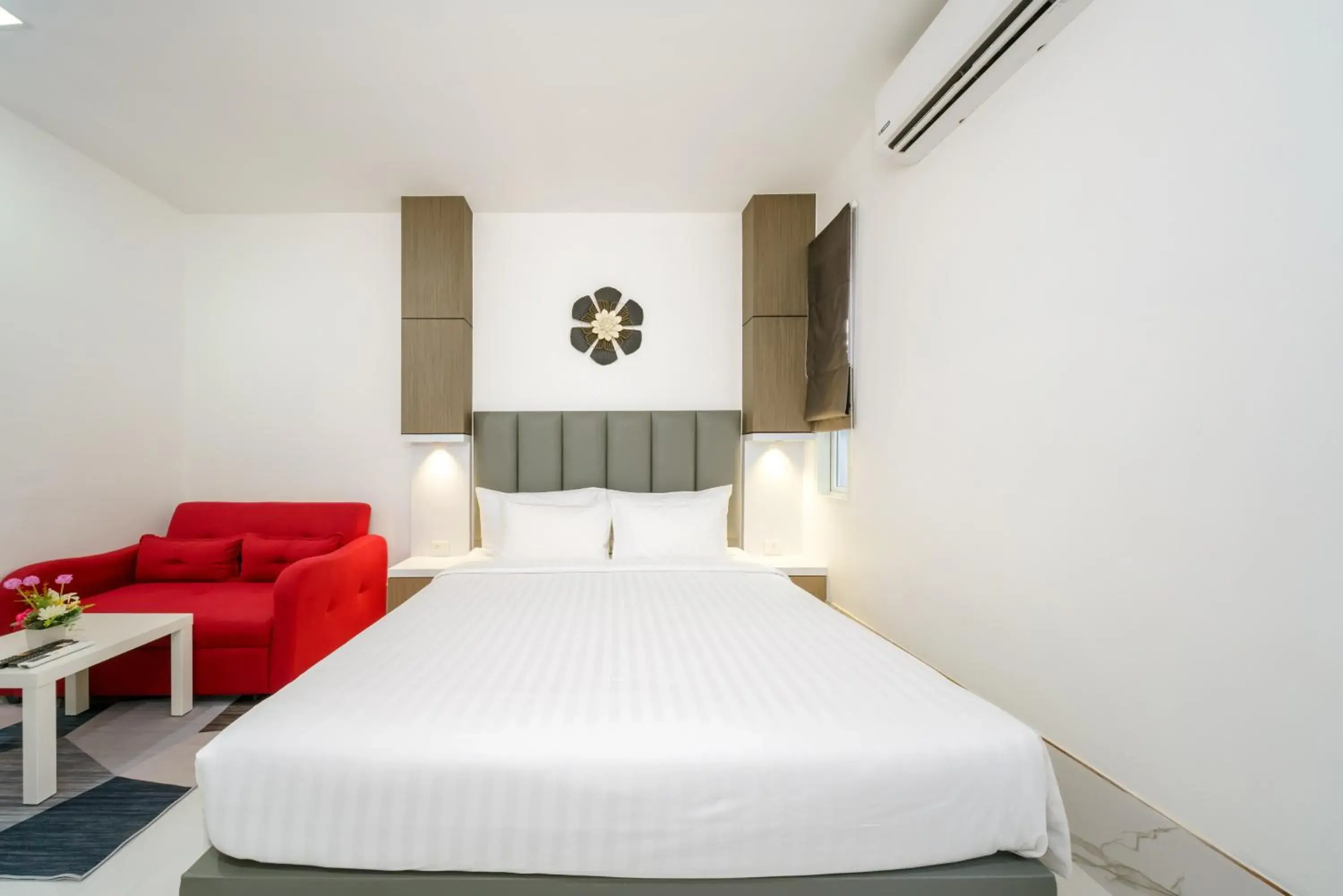 Bedroom, Bed in Lark Pool Villa Aonang Krabi Bedroom, Bed in Lark Pool Villa Aonang Krabi