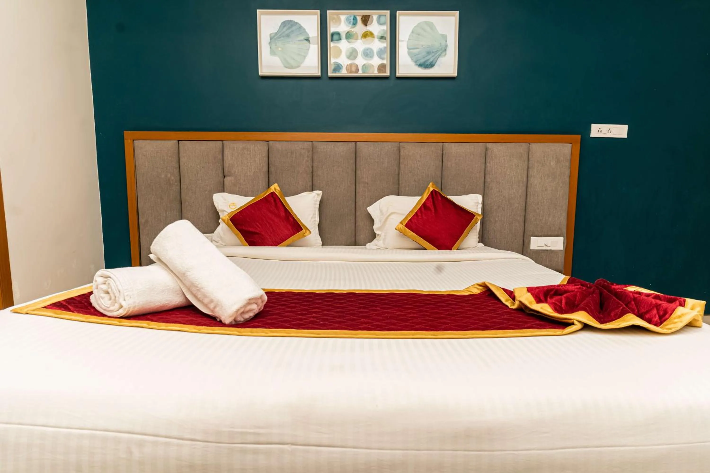 Bedroom, Bed in Hotel Aalia