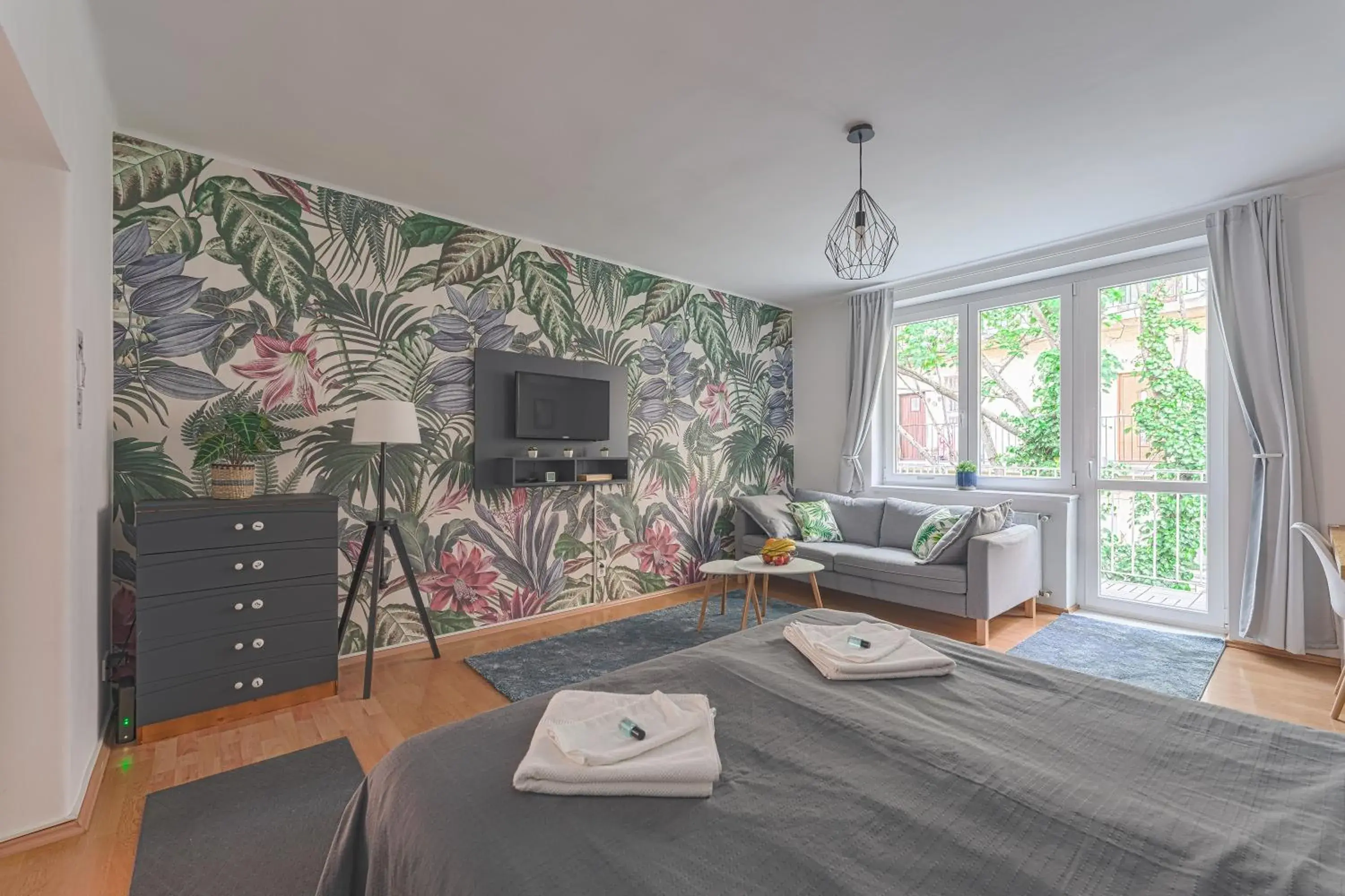Peaceful Apartment near Buda Castle and Chain Bridge Peaceful Apartment near Buda Castle and Chain Bridge