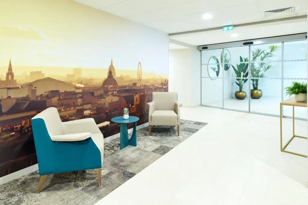 Property building in Zenao Appart'hôtels Suresnes