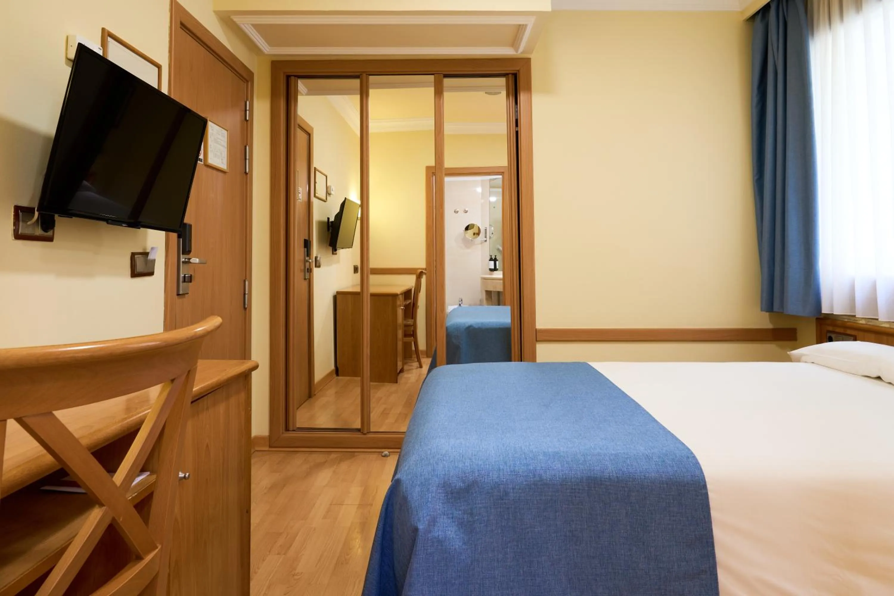 Bed in II Castillas Madrid